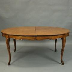 Kindel's Borghese Cherry French Country/Louis XV Dining Table, Three Leaves