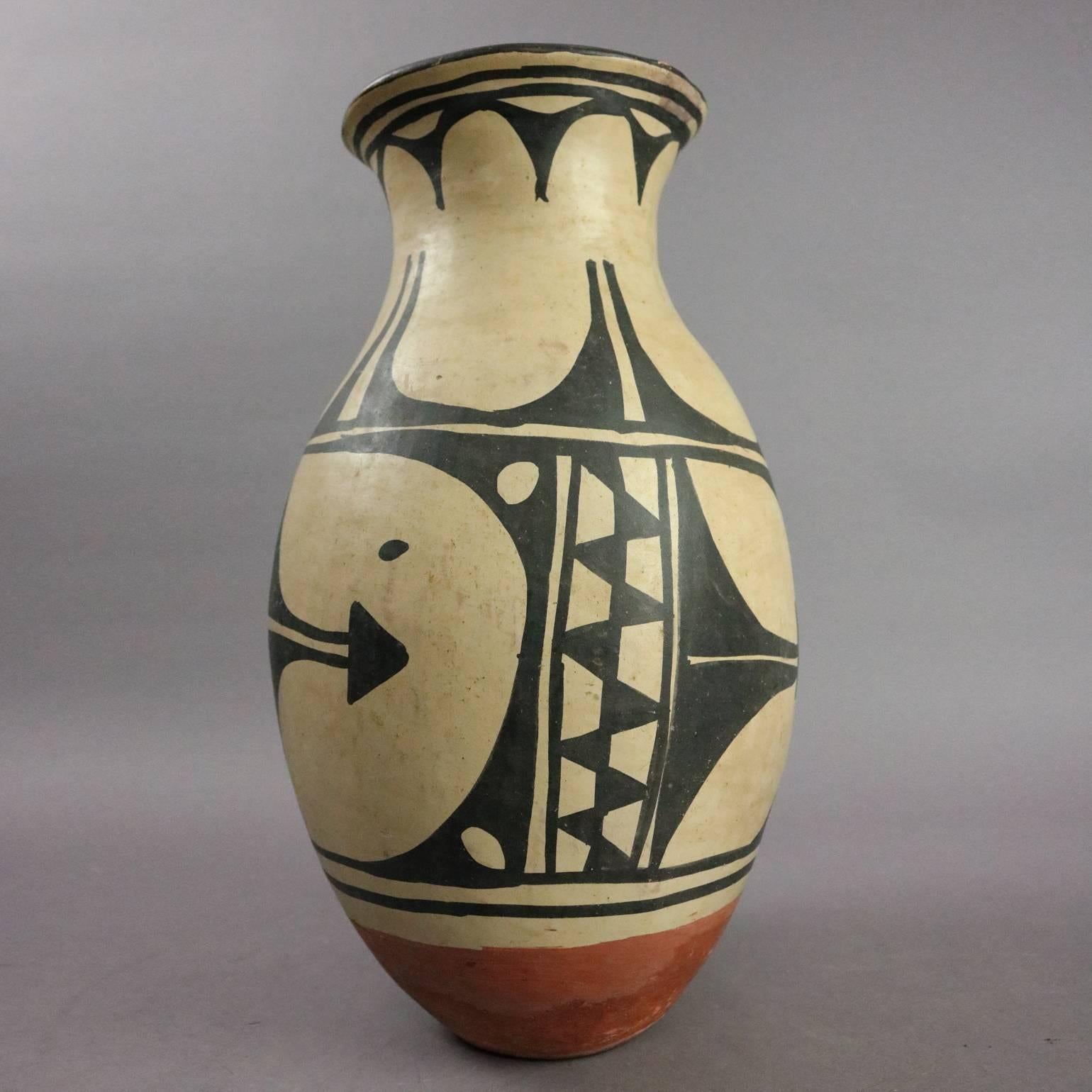 20th Century Antique Native American Indian Acoma Decorated Clay Pottery Jar/Vase, circa 1900