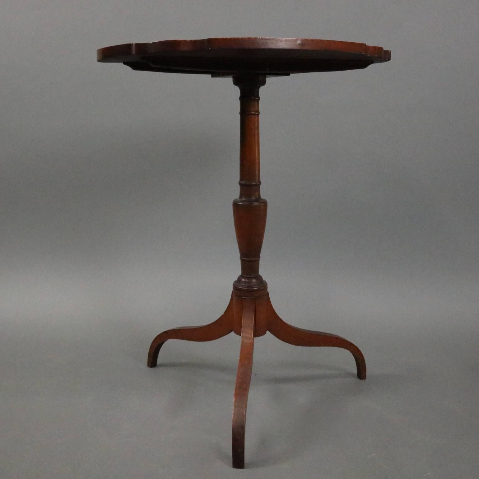 Antique Federal Tiger Maple Oval Tilt-Top Lamp Stand, circa 1850 2