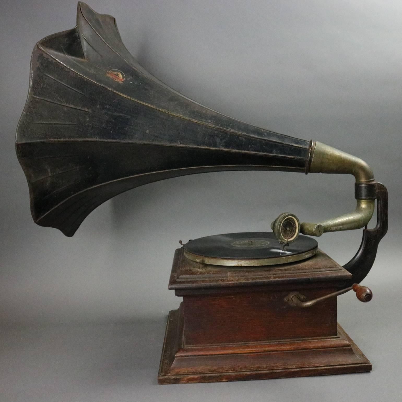 victrola with horn