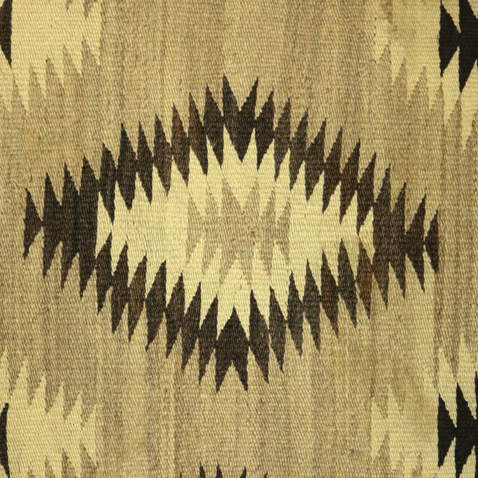 20th Century Antique Native American Indian Handwoven Eye Dazzler Wool Rug, circa 1900