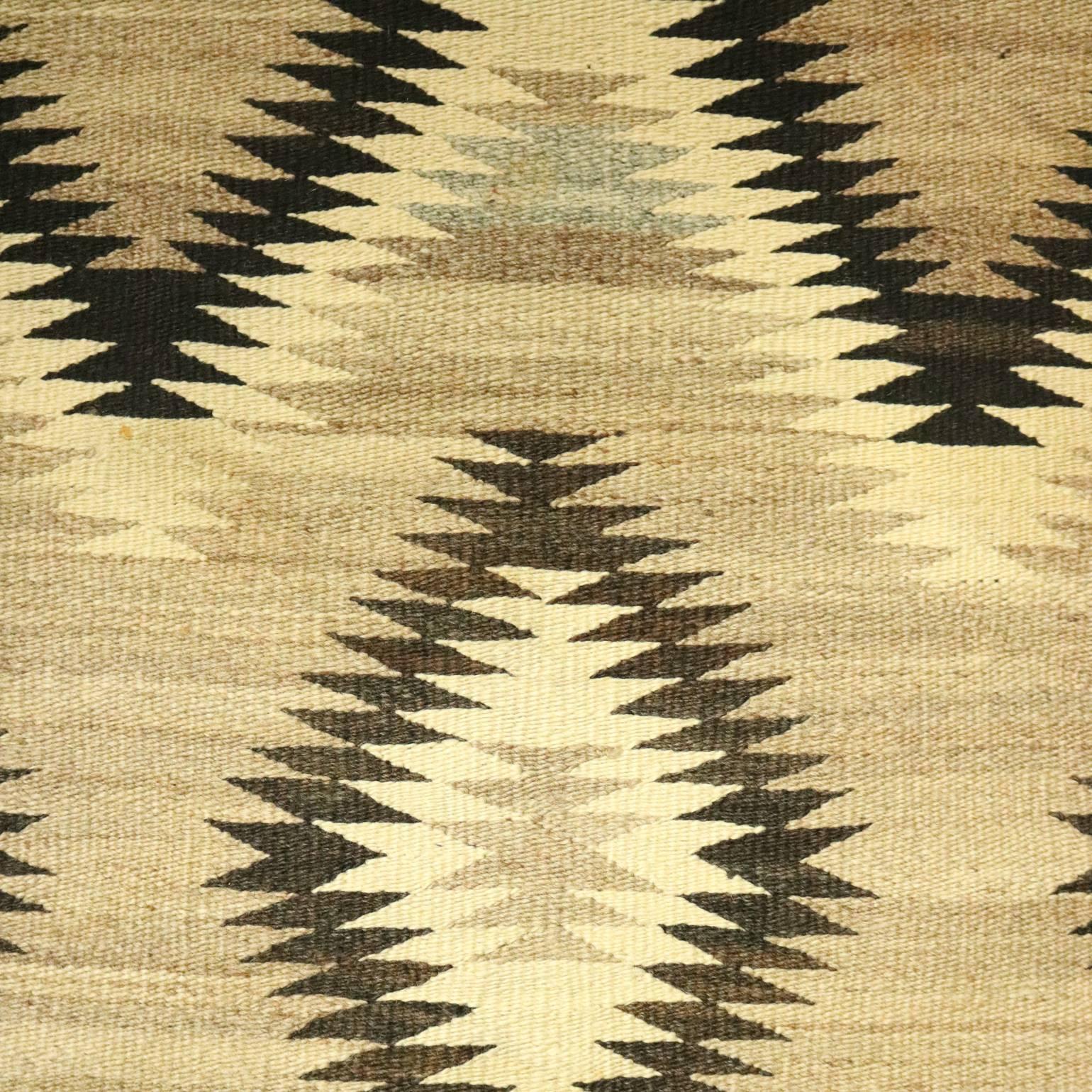 Antique Native American Indian Handwoven Eye Dazzler Wool Rug, circa 1900 1