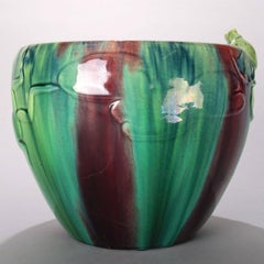 jardiniere italienne du 20e siècle en majolique à glaçure goutte à goutte avec étang de grenouille