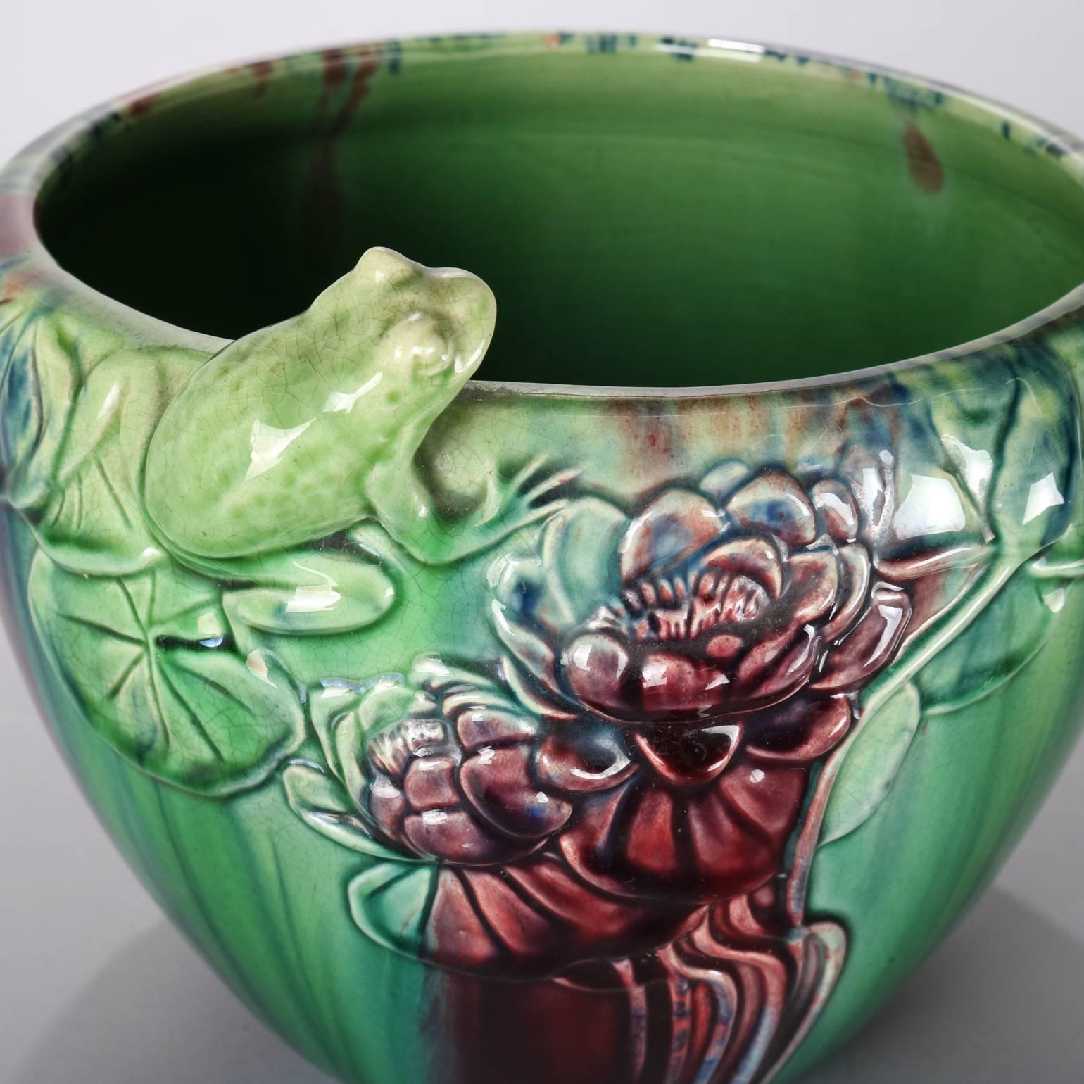 20th Century Drip Glaze Italian Majolica Art Pottery Frog Pond Jardiniere In Good Condition In Big Flats, NY