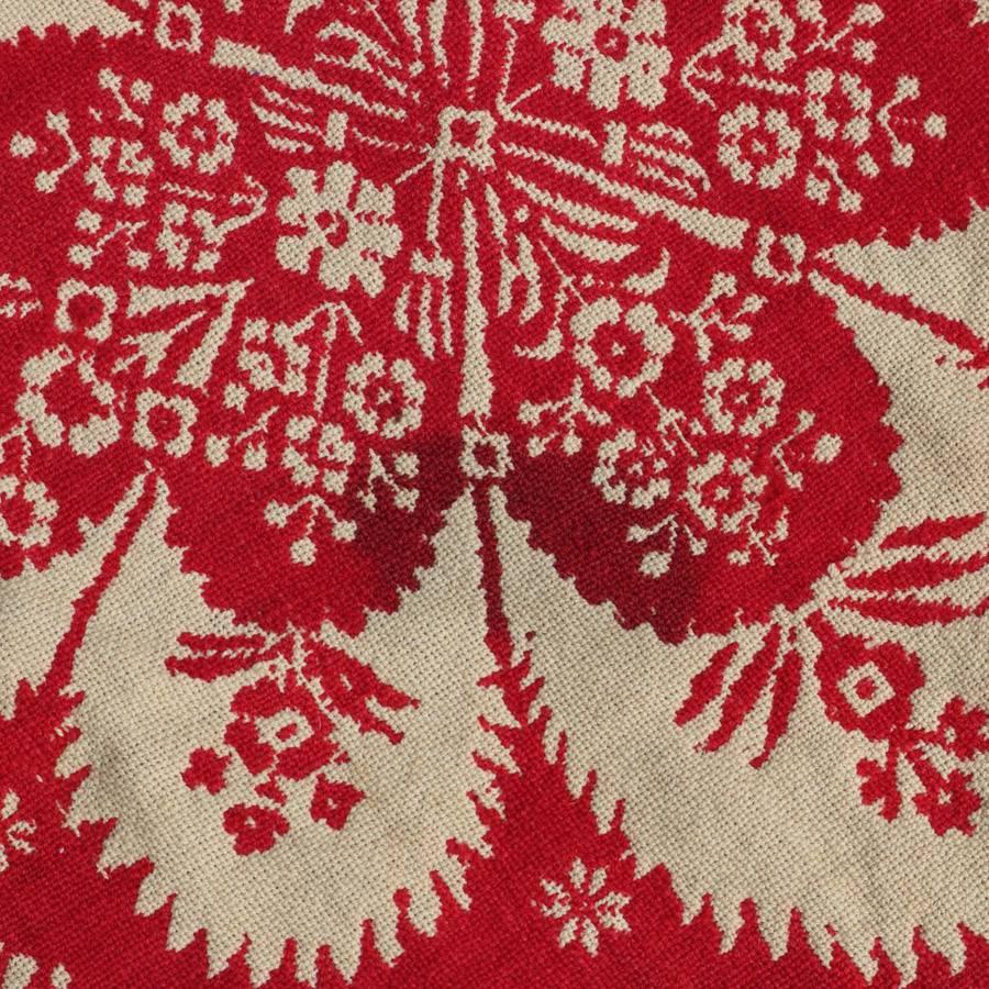Antique Loom Woven Red and White Floral Jacquard Coverlet, 19th Century In Good Condition In Big Flats, NY
