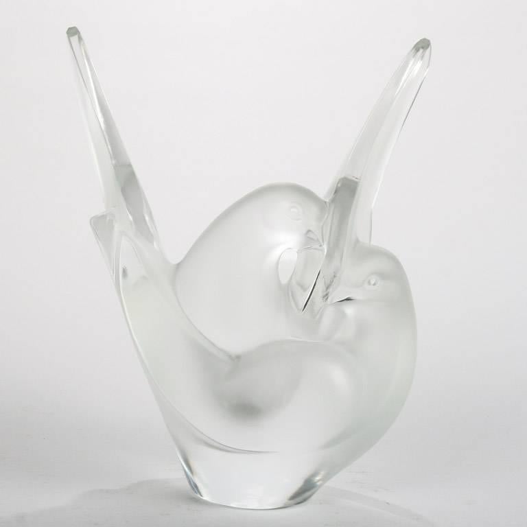 French Lalique Sylvie dove vase, fine luxury frosted crystal, signed, 20th century

Measures: 8.5