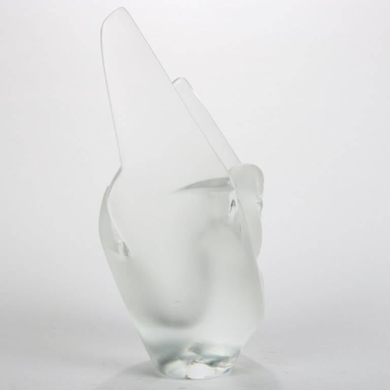 lalique crystal dove vase