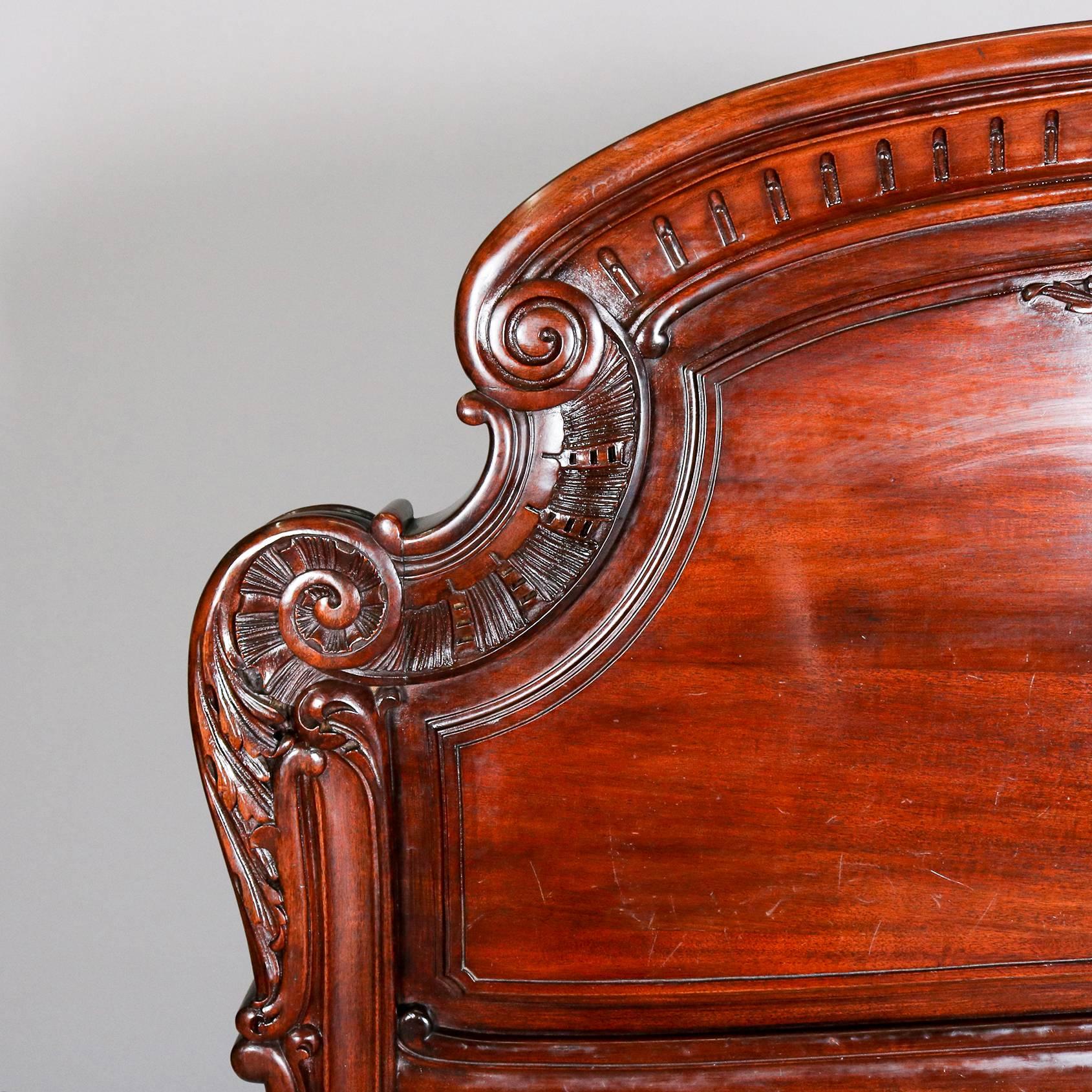 20th Century Horner Bros, Carved Mahogany Queen-Size Bed Frame