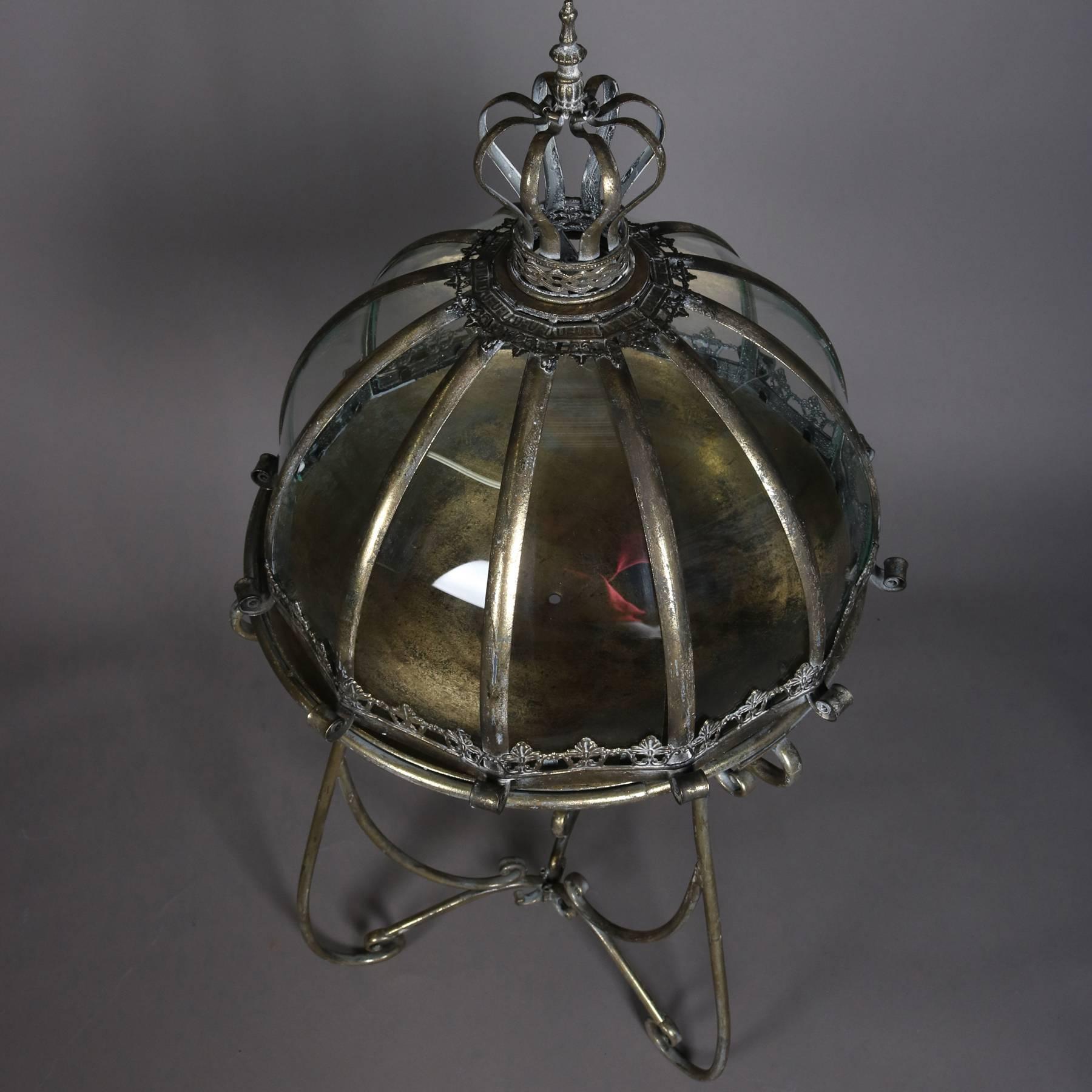 Hollywood Regency Domed Glass Terrarium Display, 20th Century In Good Condition In Big Flats, NY