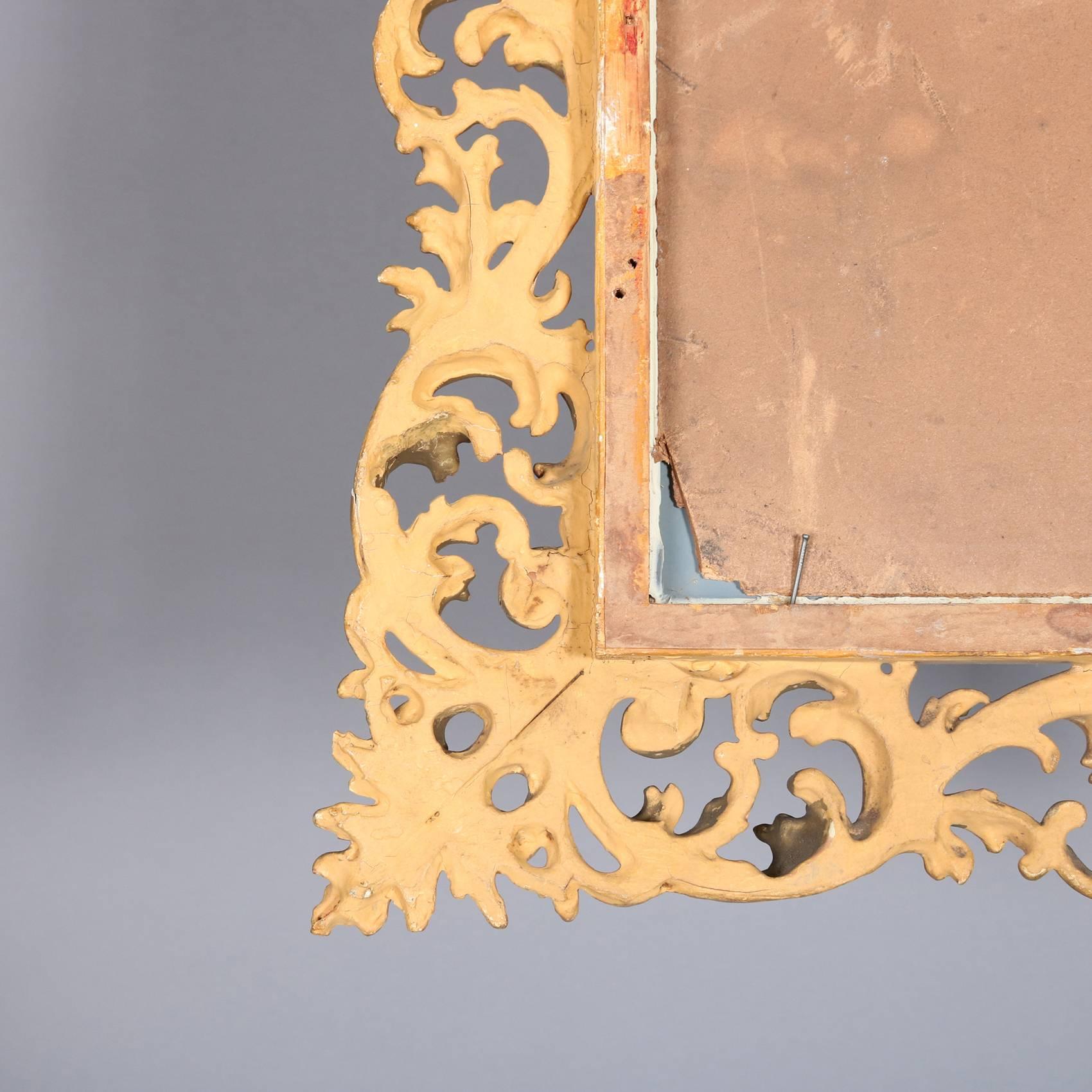 Italian Rococo Style Reticulated Foliate Form Giltwood Mirror, 20th Century 4