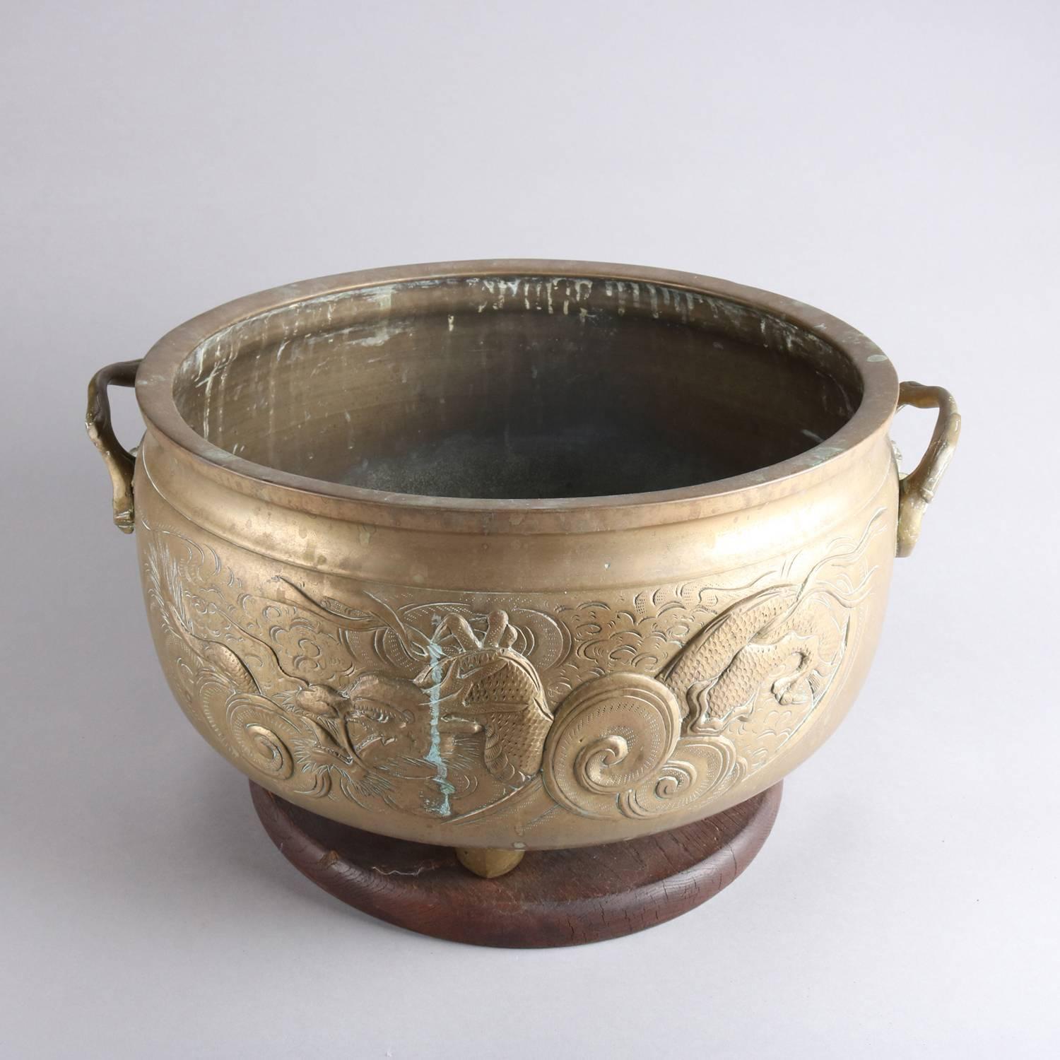 cache pot bronze