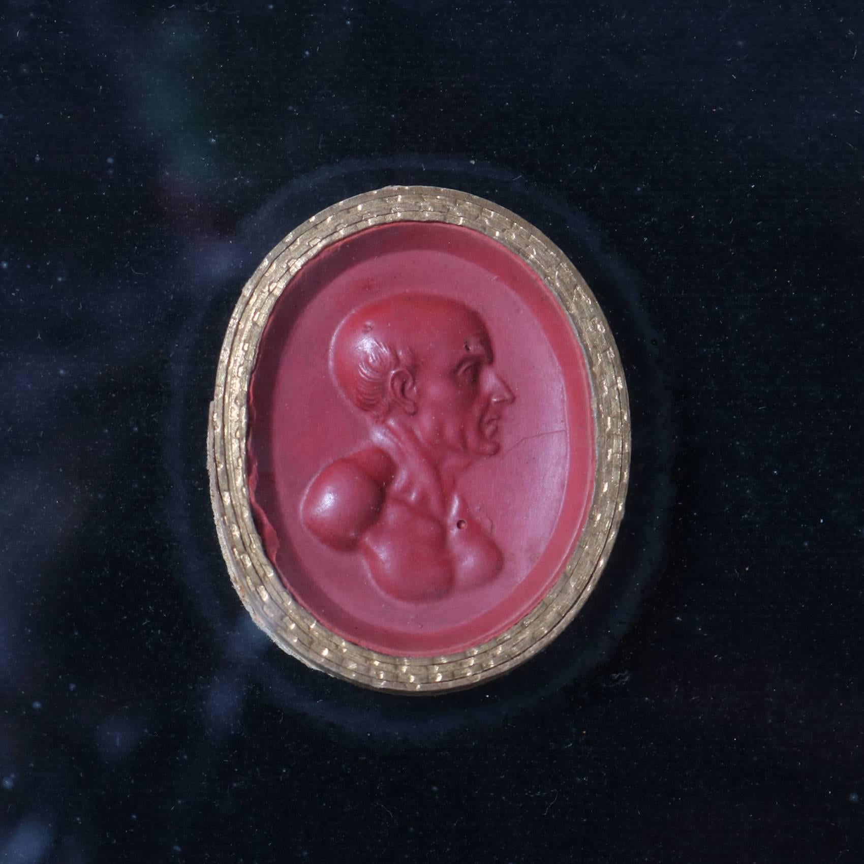 Pair of Miniature Classical Wax Portraits in Giltwood Frames, 19th Century 1