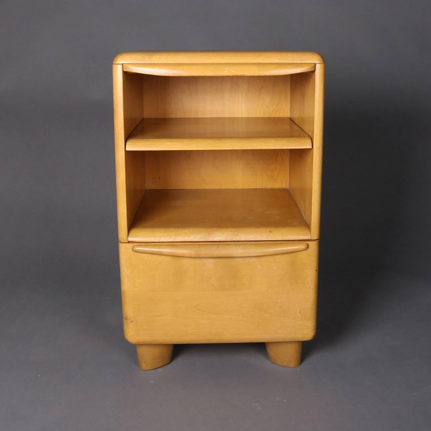 American Mid-Century Modern Heywood Wakefield Encore End Stand in Wheat, Mid-20th Century