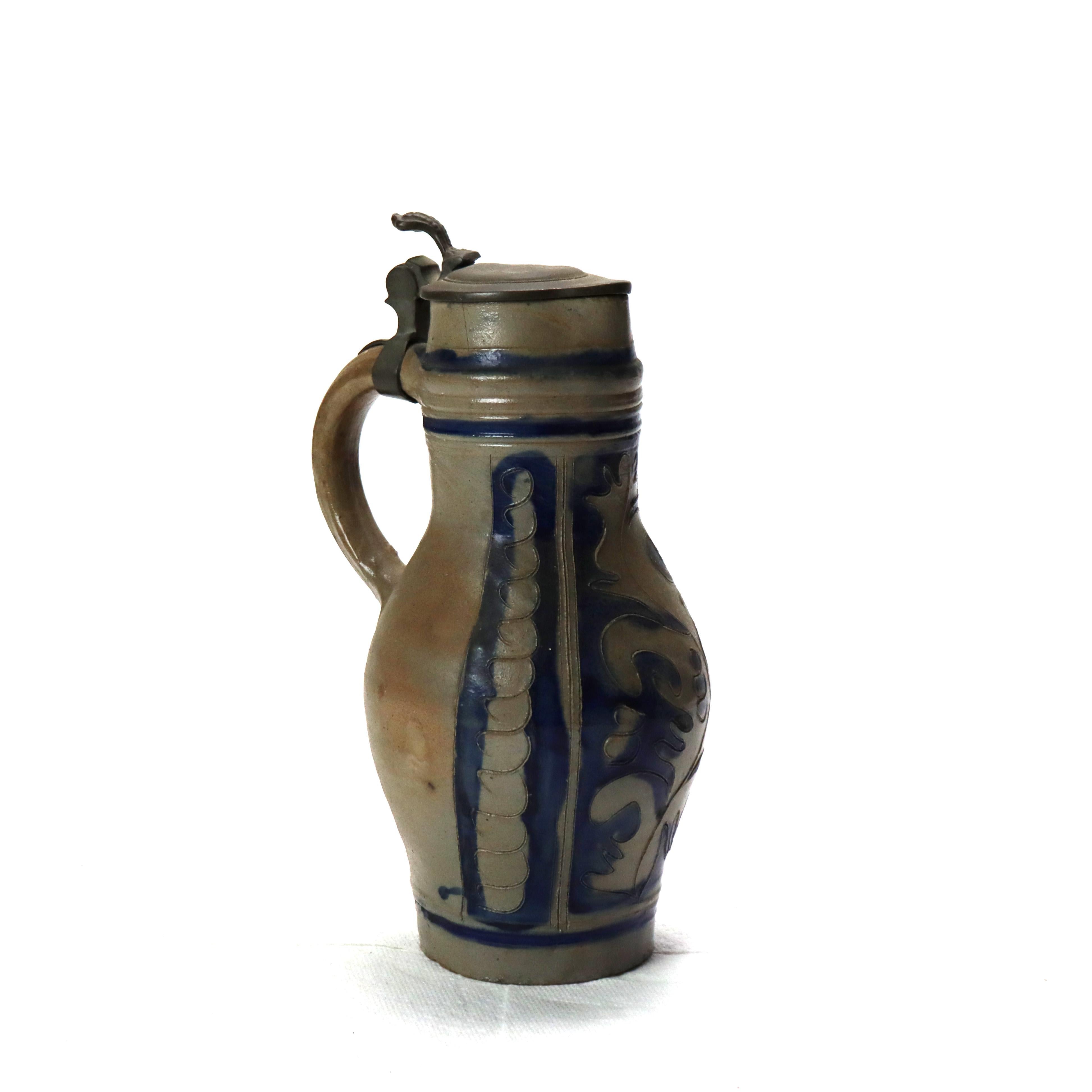 Antike deutsche blau eingraviert Steingut Tanker C1880 im Zustand „Gut“ im Angebot in Big Flats, NY