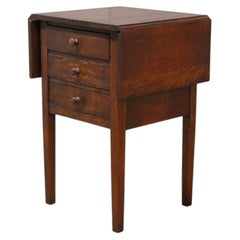 Mobile con 3 cassetti e piano ribaltabile in rovere "Mission" in stile Arts & Crafts di Stickley, 1910 circa