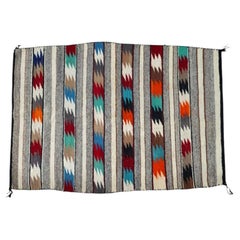 Tappeto antico in lana intrecciata dei Navajo, nativi americani del Sud-Ovest, 1930 circa
