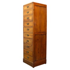 Commode à lingerie antique en acajou surdimensionnée à 10 tiroirs, vers 1930