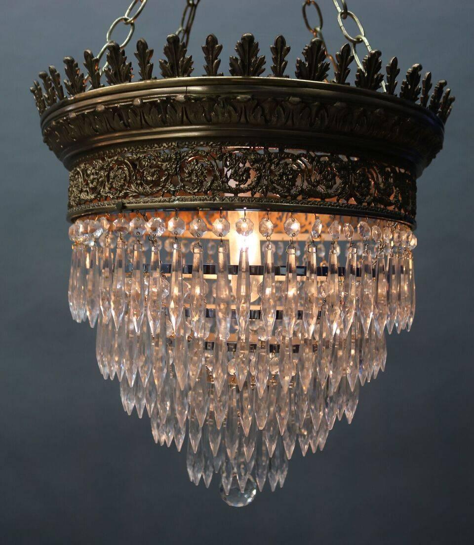 Antique French Neoclassical Style Crystal & Bronze Wedding Cake Chandelier c1890 In Good Condition In Big Flats, NY