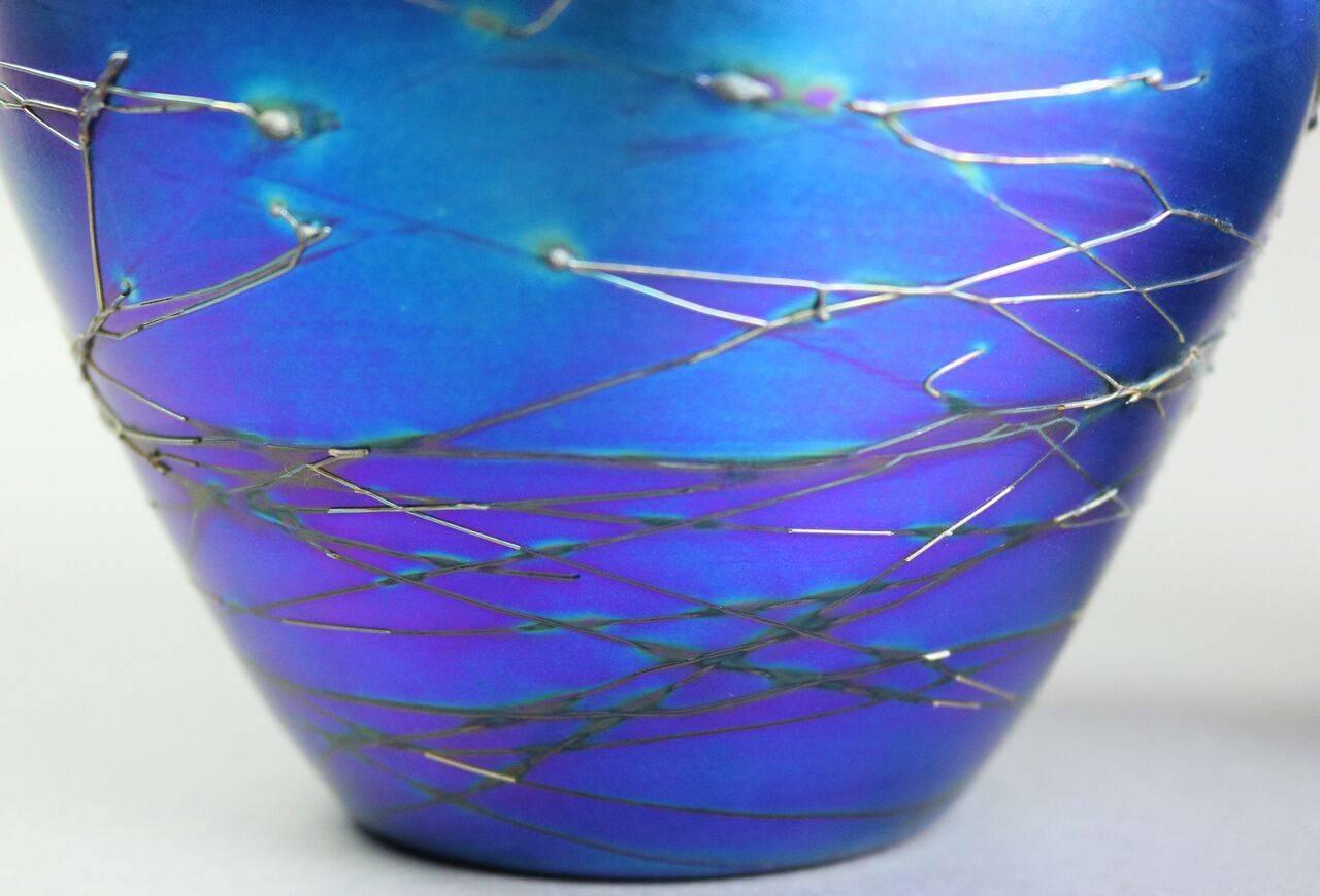 Pair of Antique Durand Threaded Art Glass Vases, Early 20th Century 2