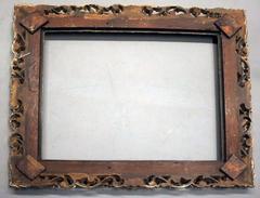 Large Antique Italian Finely Carved Reticulated Gold Gilt Frame, circa 1850