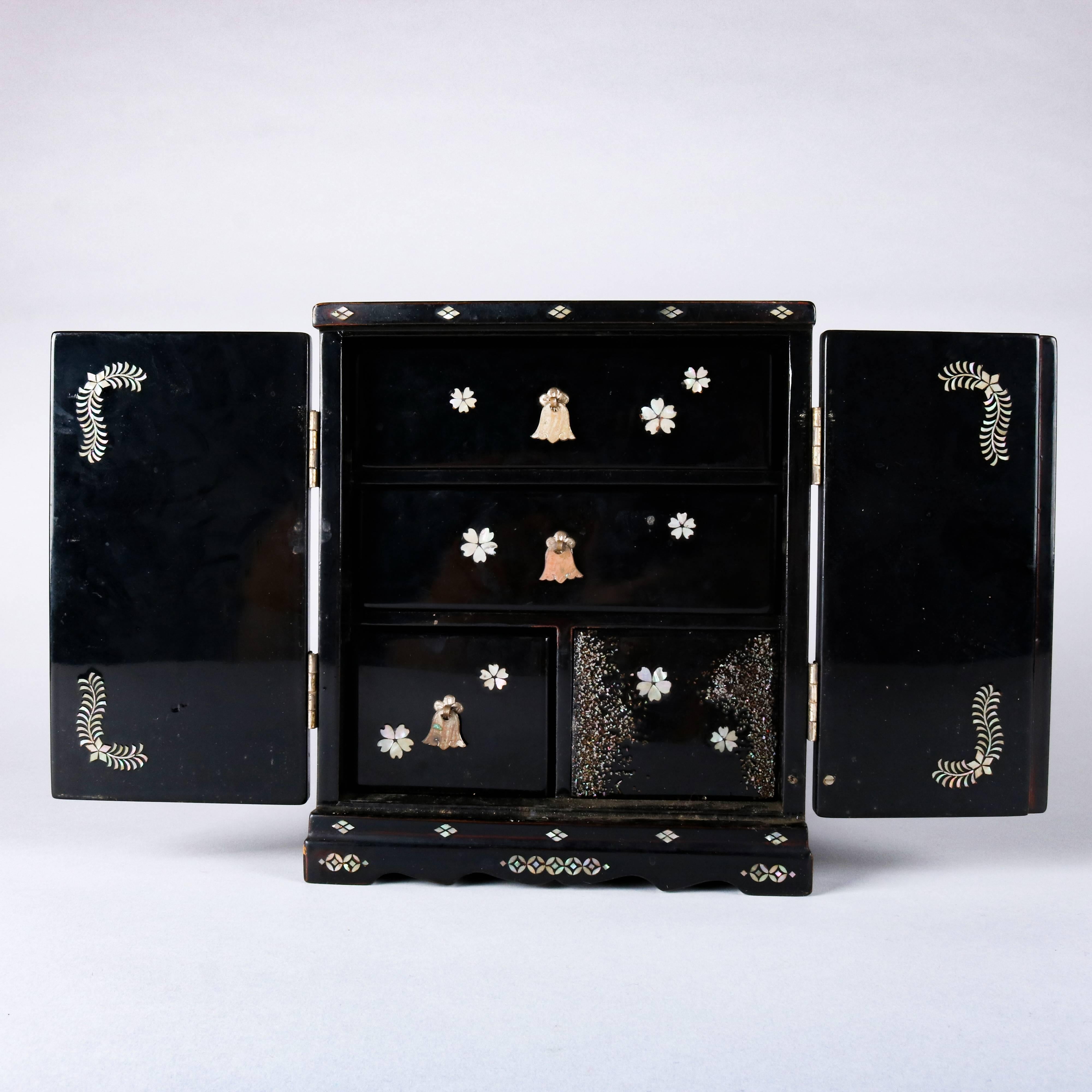 japanese jewlery box