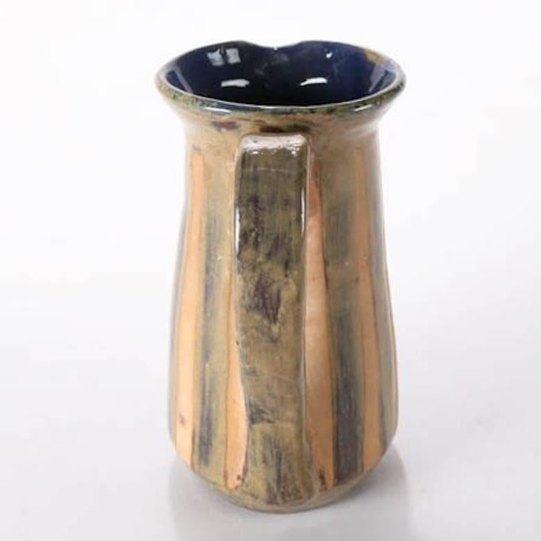 Smaltato Brocca Studio Pottery di metà secolo, realizzata e smaltata a mano in vendita