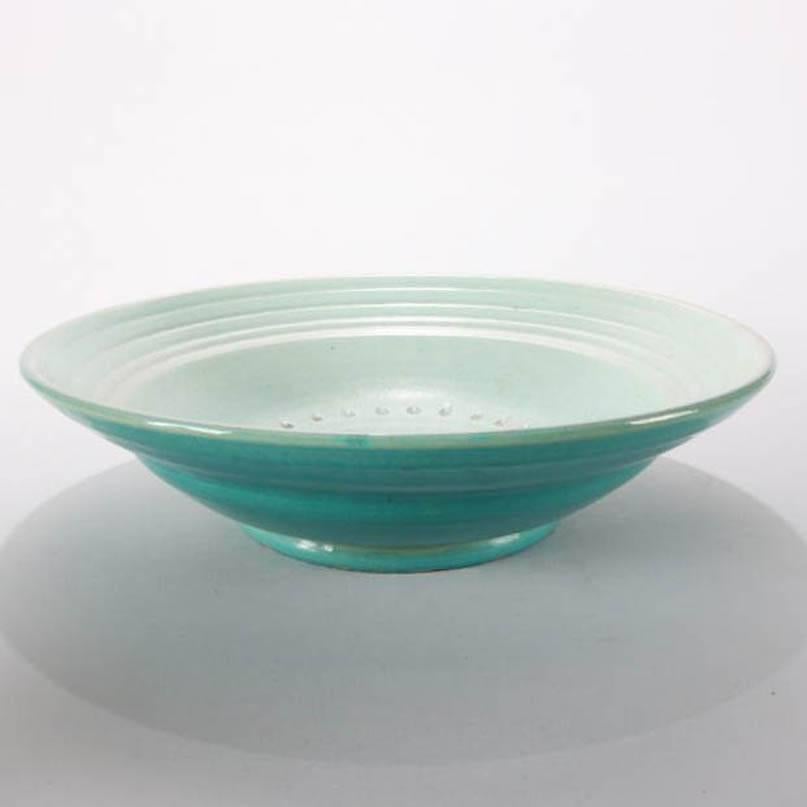 American Mid-Century Modern Hand-Thrown Studio Pottery Center Bowl