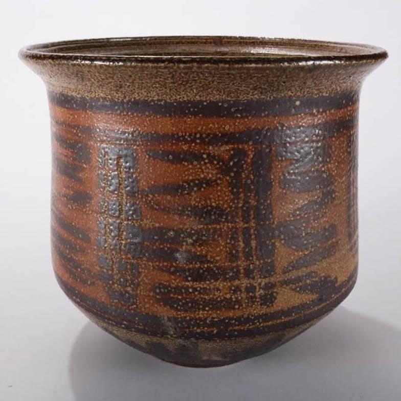 American Mid-Century Modern Hand-Thrown & Salt Glaze Art Pottery Pot, Tribal Design