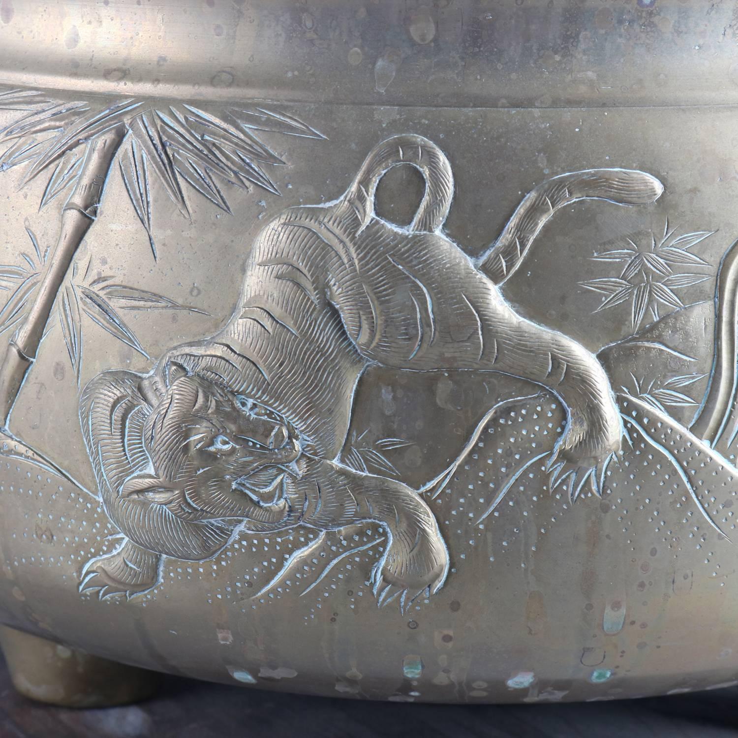 Large Antique Japanese Meiji Dragon & Tiger Embossed Bronze Ceremonial Cache Pot 1