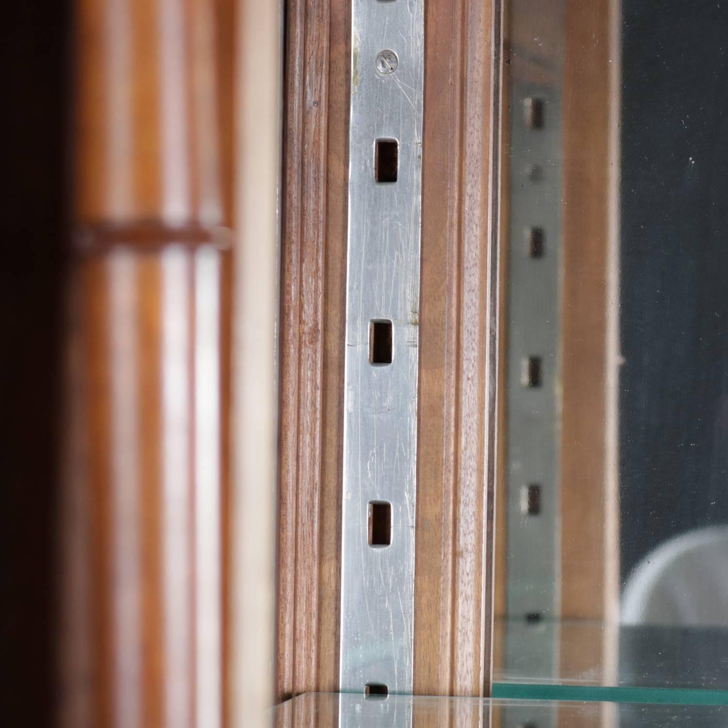Vintage Carved Mahogany Mirror Back Curio Cabinet, 20th Century 5