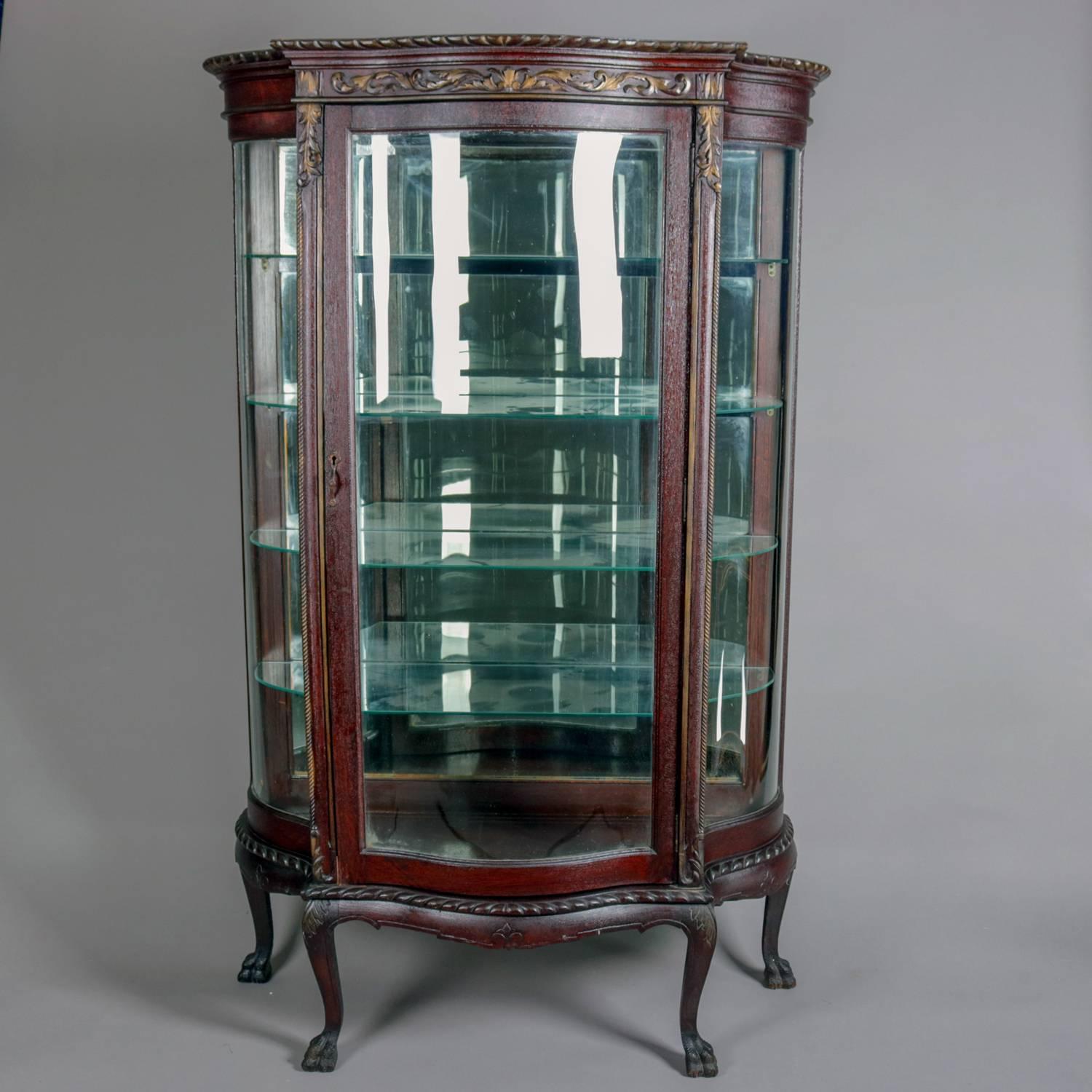 Victorian Carved and Gilt Oak Serpentine China Display Cabinet, 19th Century In Good Condition In Big Flats, NY