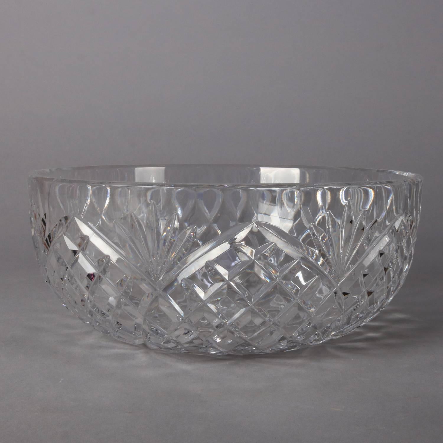 Hawkes School American Brilliant Cut Crystal Bowl, Pineapple Design 20th Century In Good Condition In Big Flats, NY