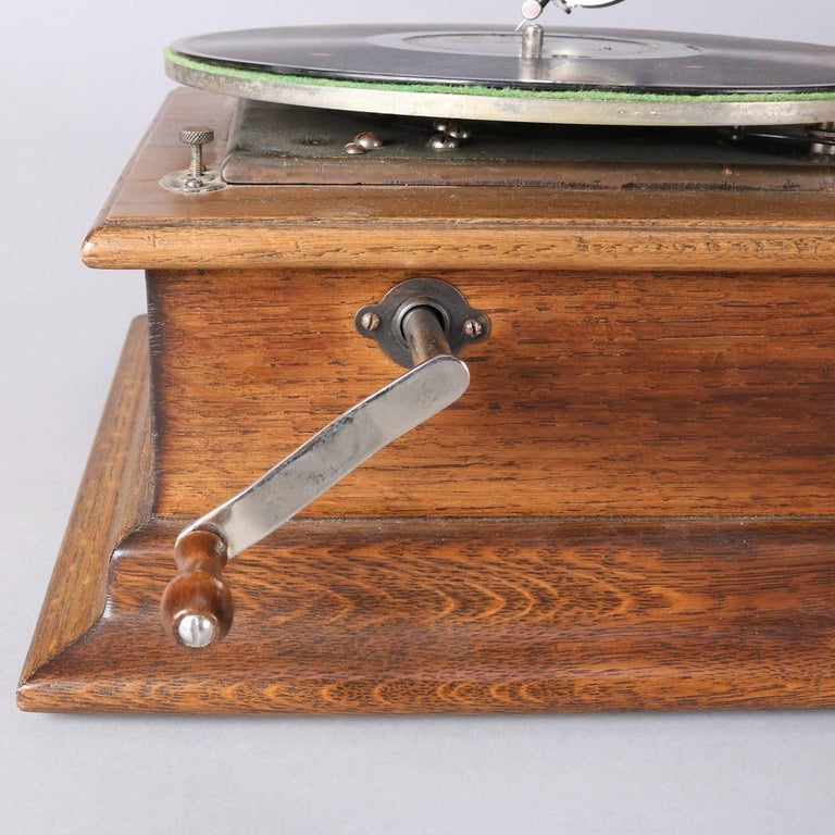 Antique Victor Talking Machine Phonograph Type P. 6858 at 1stDibs