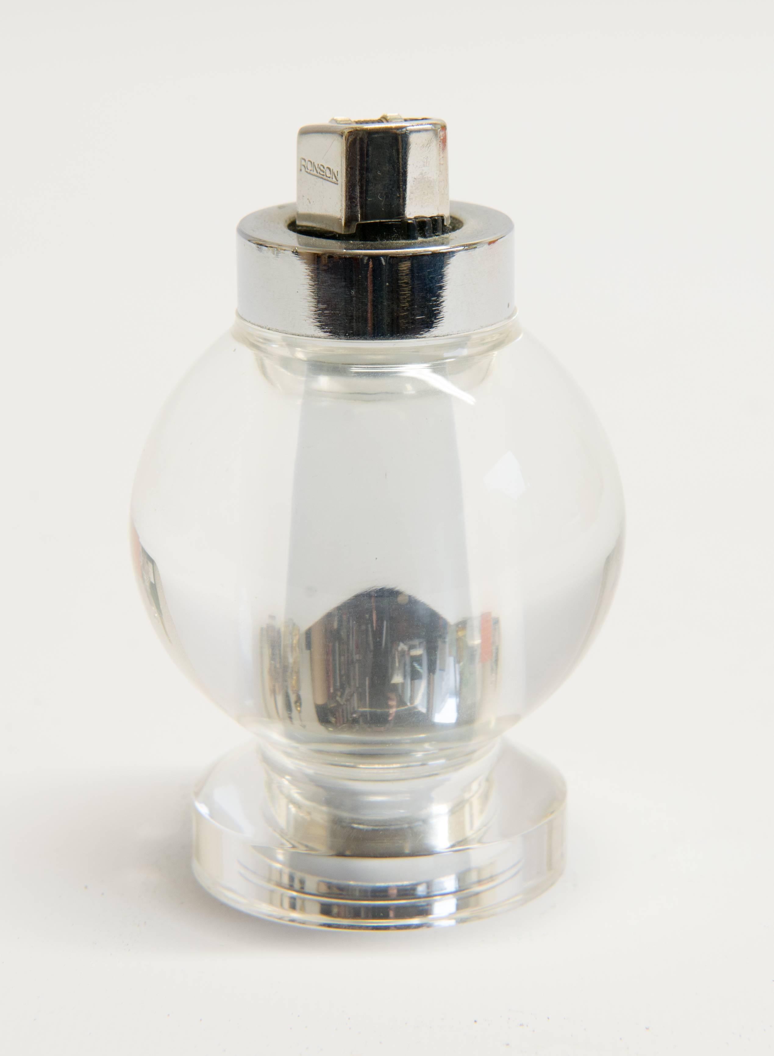 Gucci Table Lighter by Ronson in Acrylic In Excellent Condition In Wingene, BE