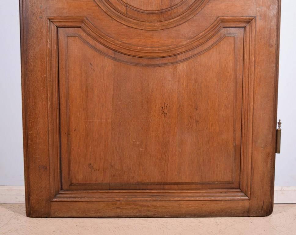 Antique French Oakwood Door from the 1700s or Early 1800s For Sale 2