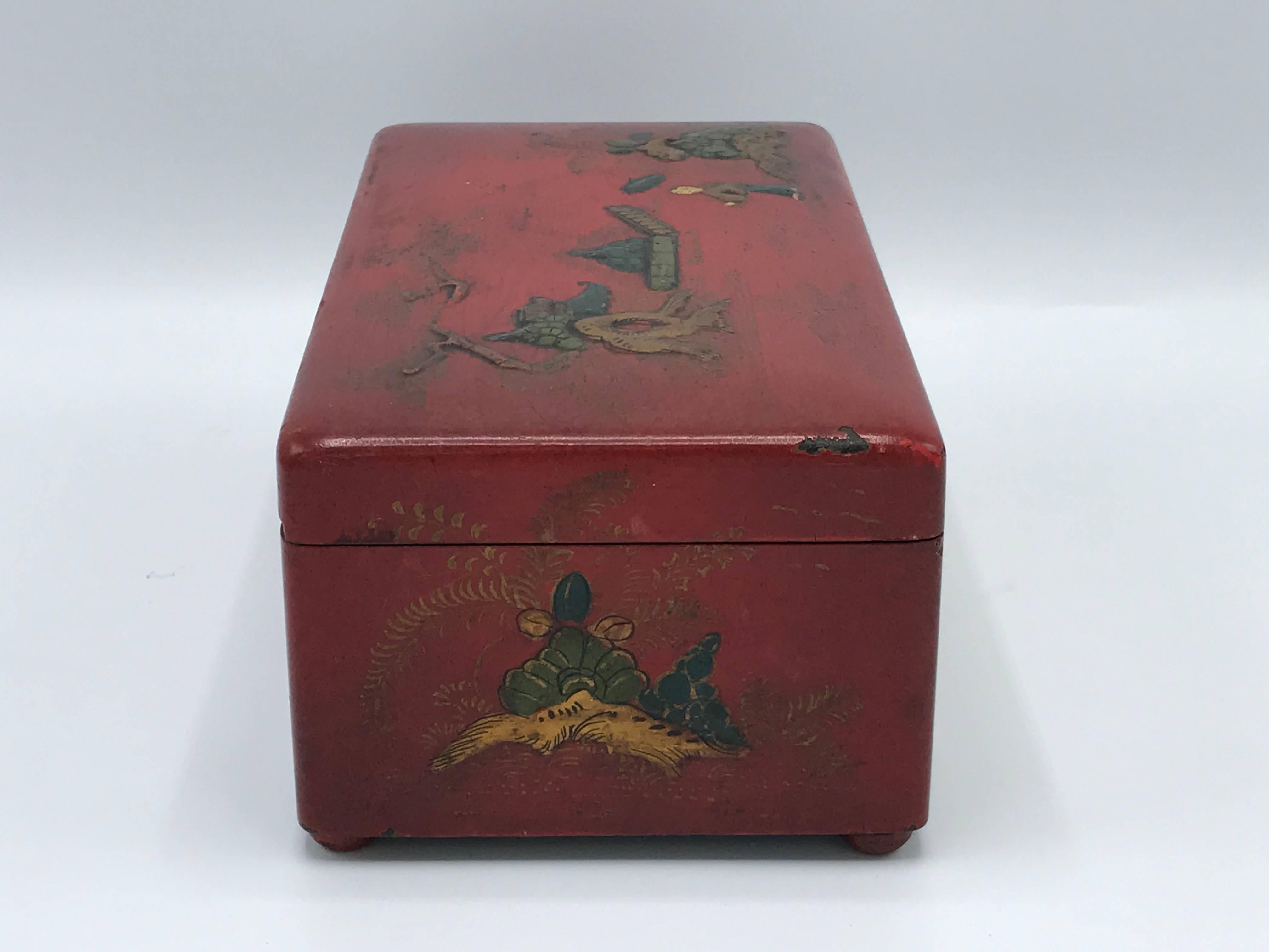 Chinese Export 19th Century Chinese Red Lacquered Humidor Decorative Box