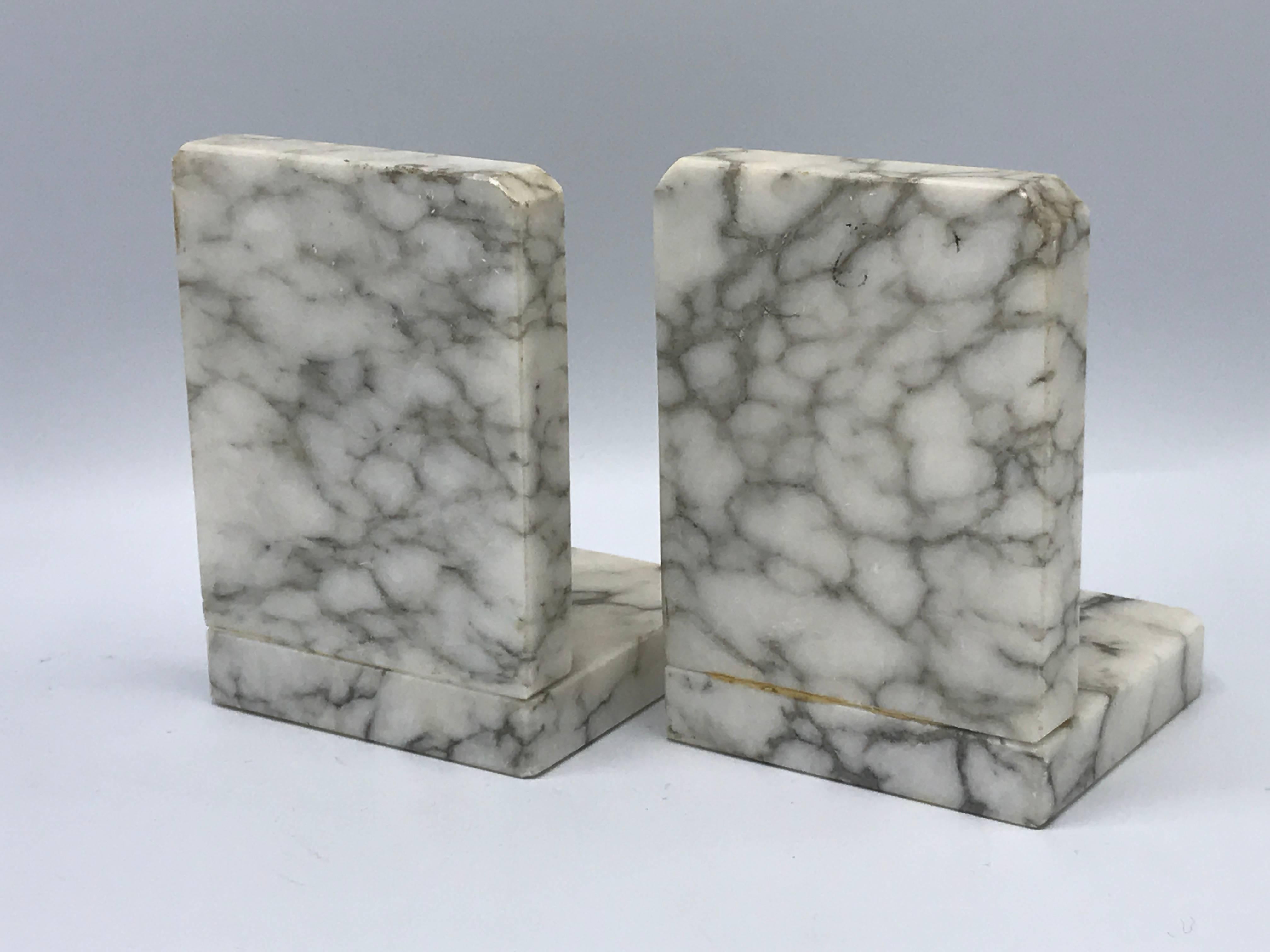1940s Italian Carrara Marble Orb Bookends, Pair In Excellent Condition In Richmond, VA