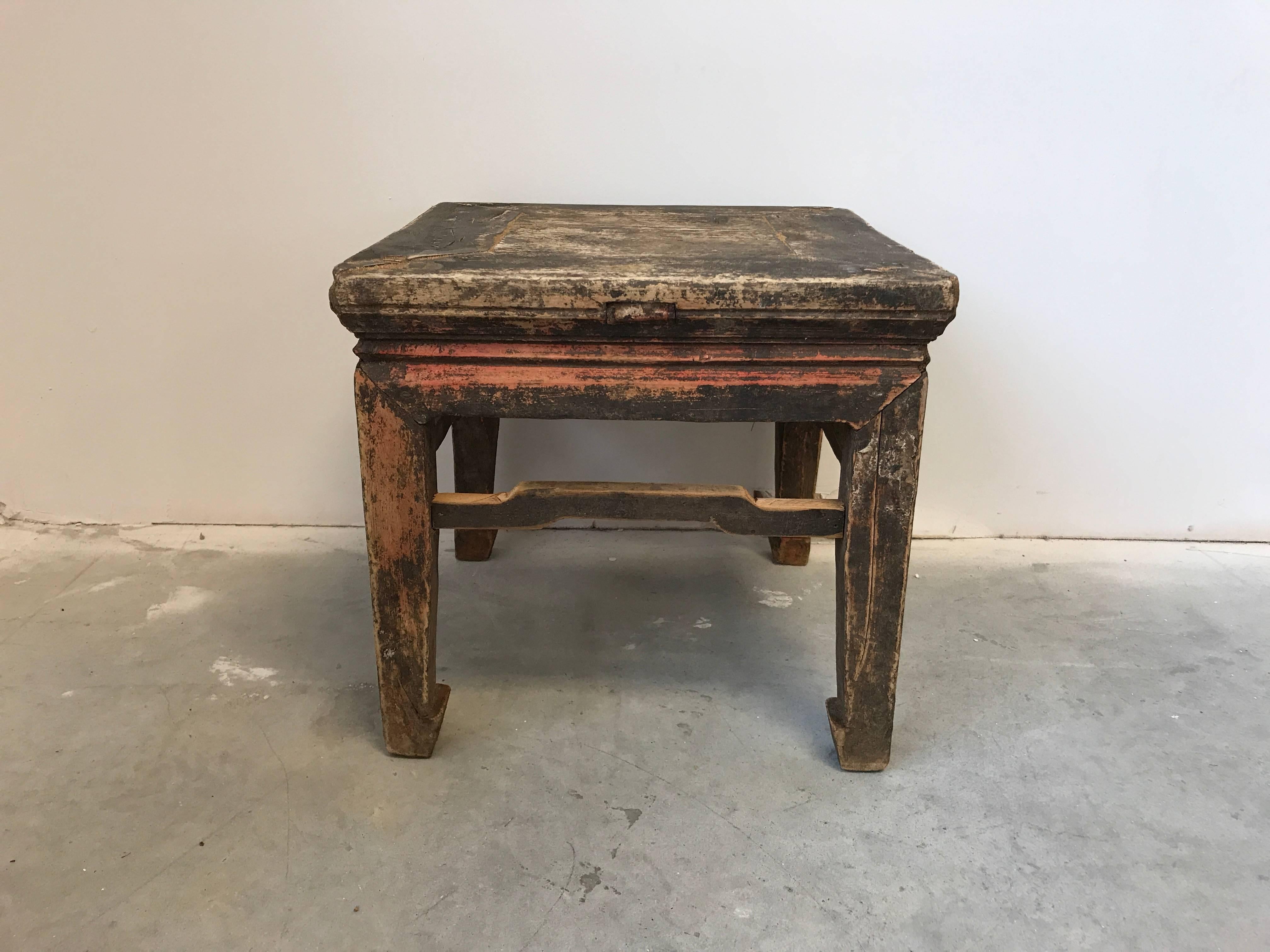 19th Century Asian Elm Stool In Excellent Condition In Richmond, VA