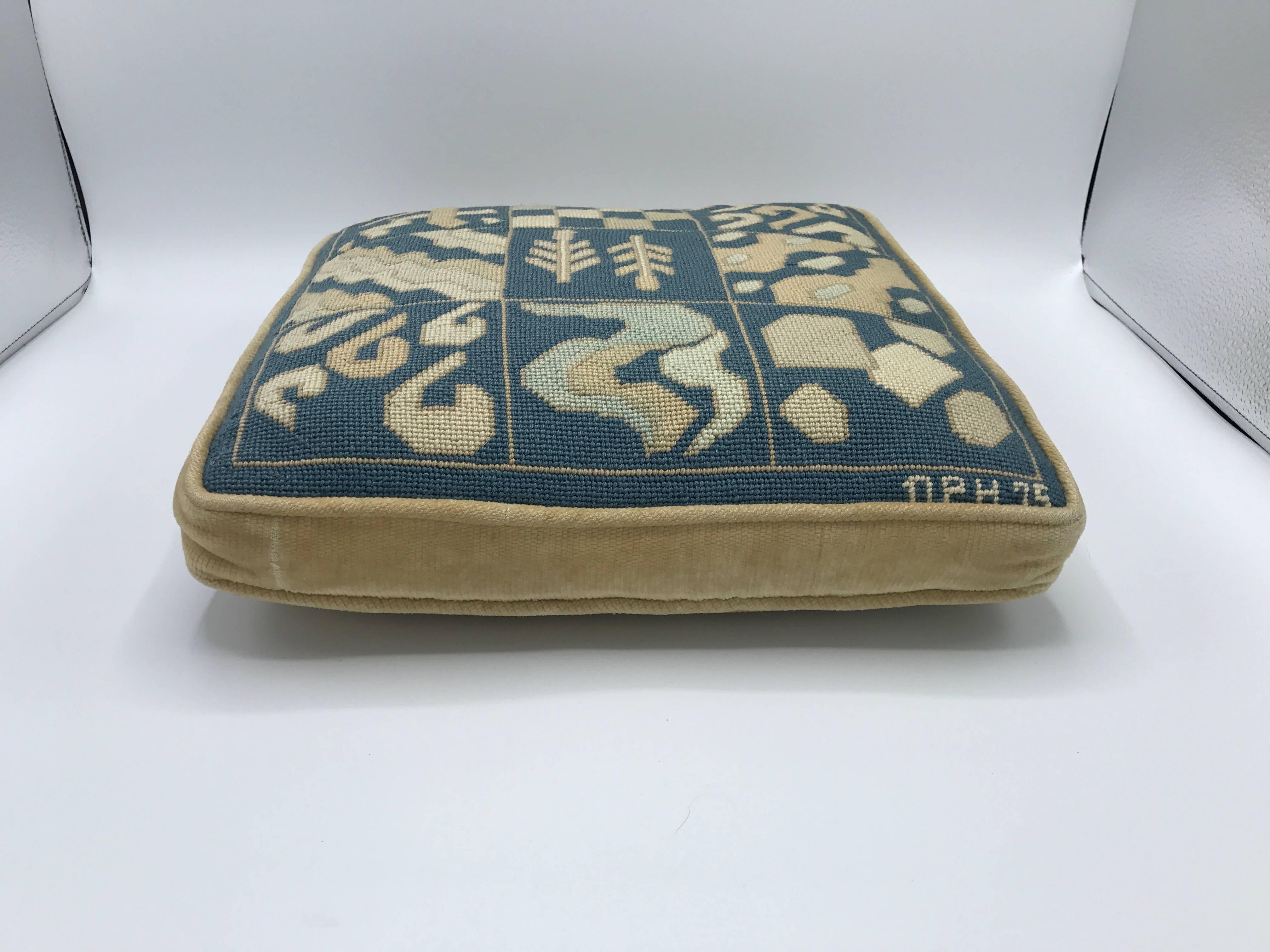 Offered is a beautiful, 1970s blue and white or ivory patchwork needlepoint pillow. Marked: NPH, 1975. Velvet backing.