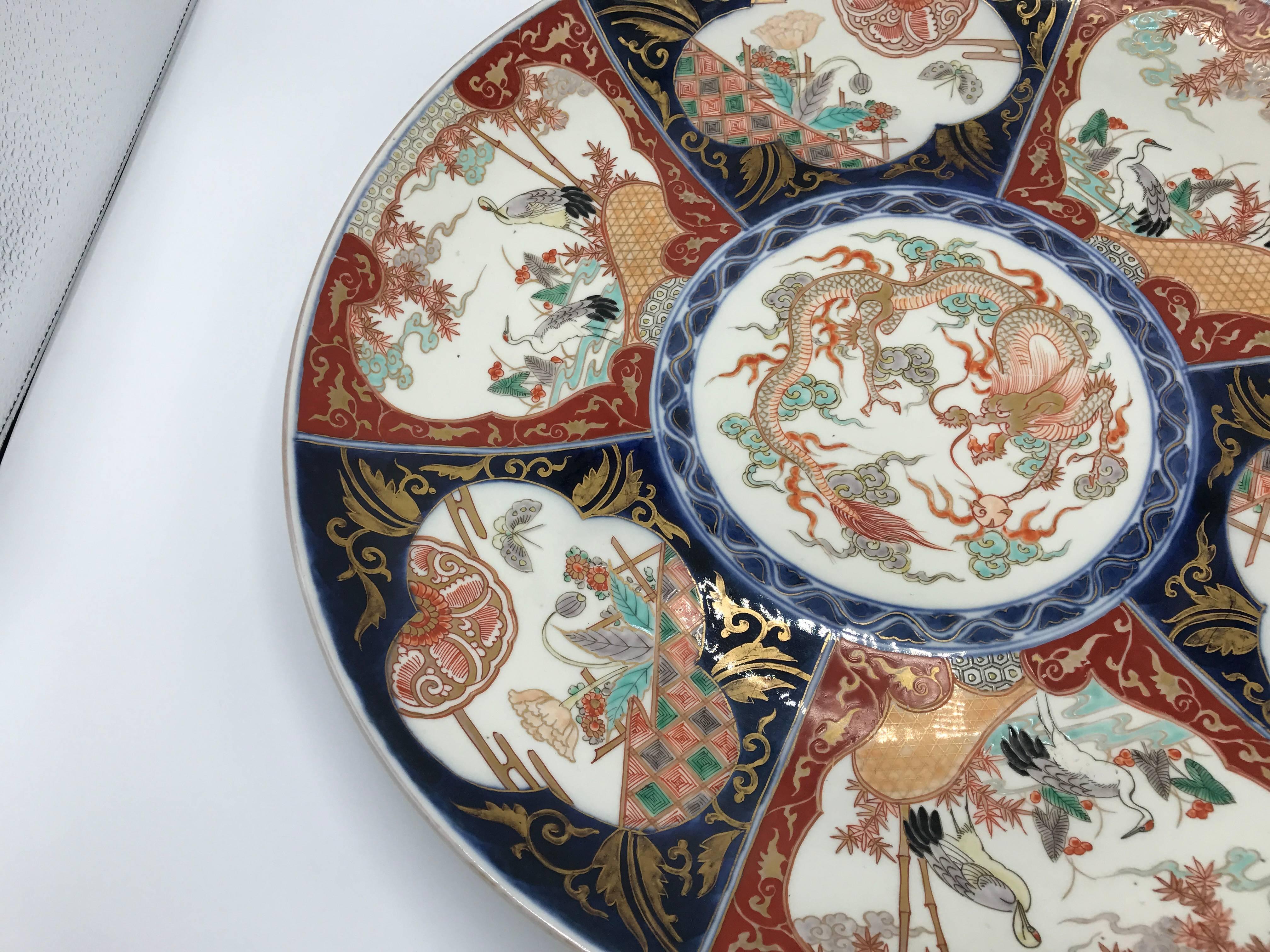 Chinese Export 19th Century Imari Polychrome Charger Plate For Sale