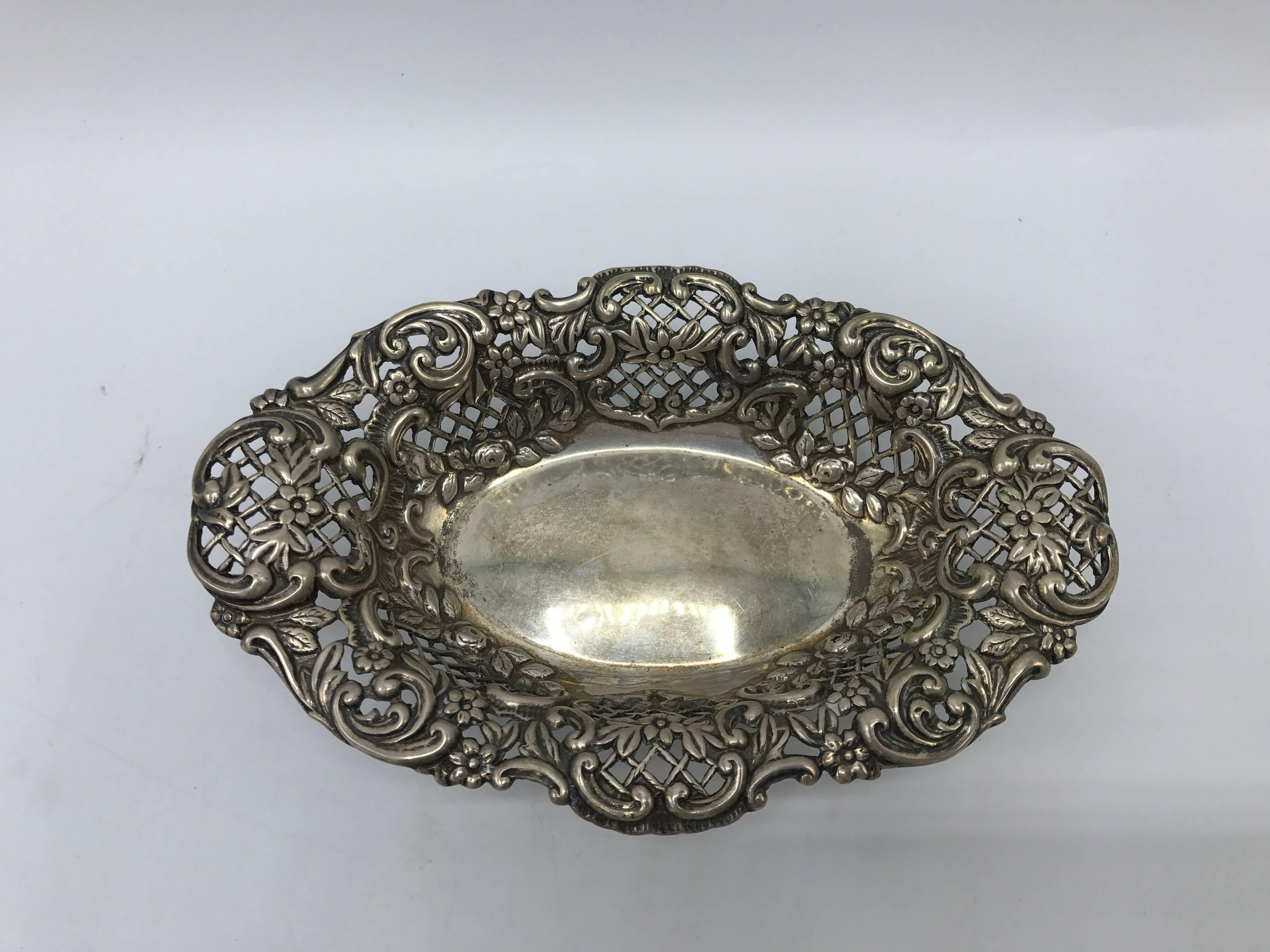 19th Century English Sterling Silver Pierced Dish In Excellent Condition For Sale In Richmond, VA