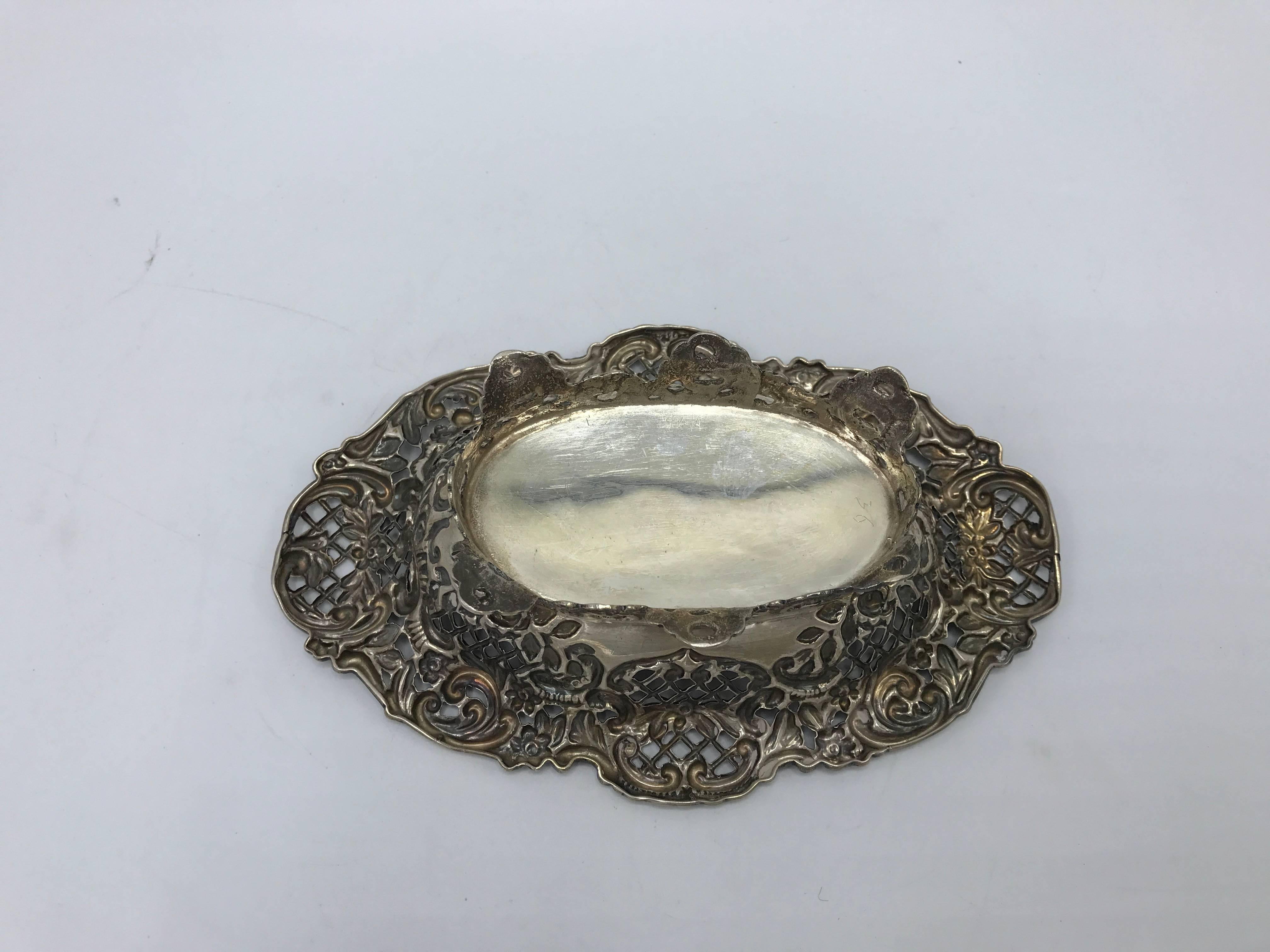 19th Century English Sterling Silver Pierced Dish For Sale 2