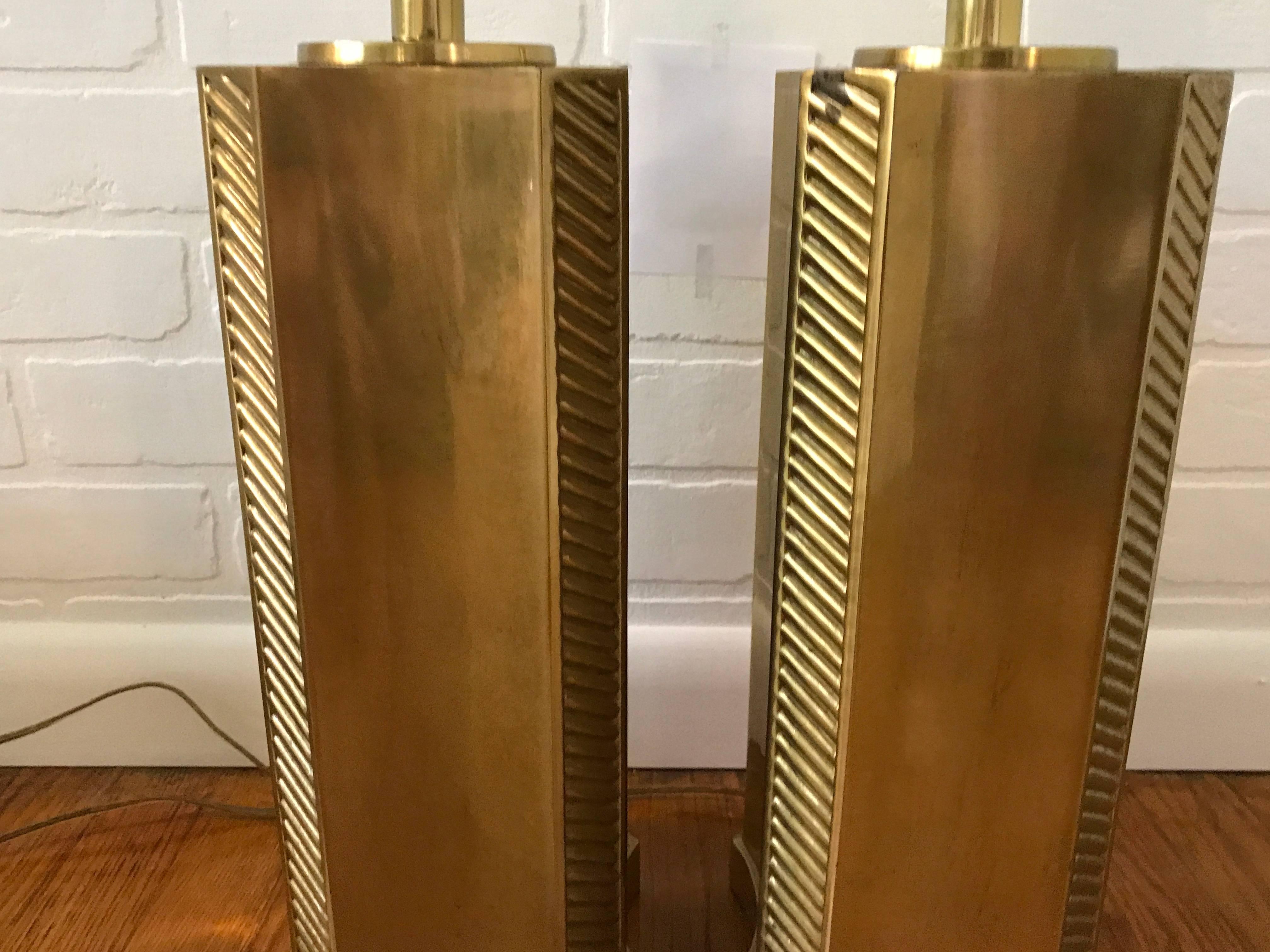 1960s Italian Brass Column Lamps, Pair In Excellent Condition In Richmond, VA