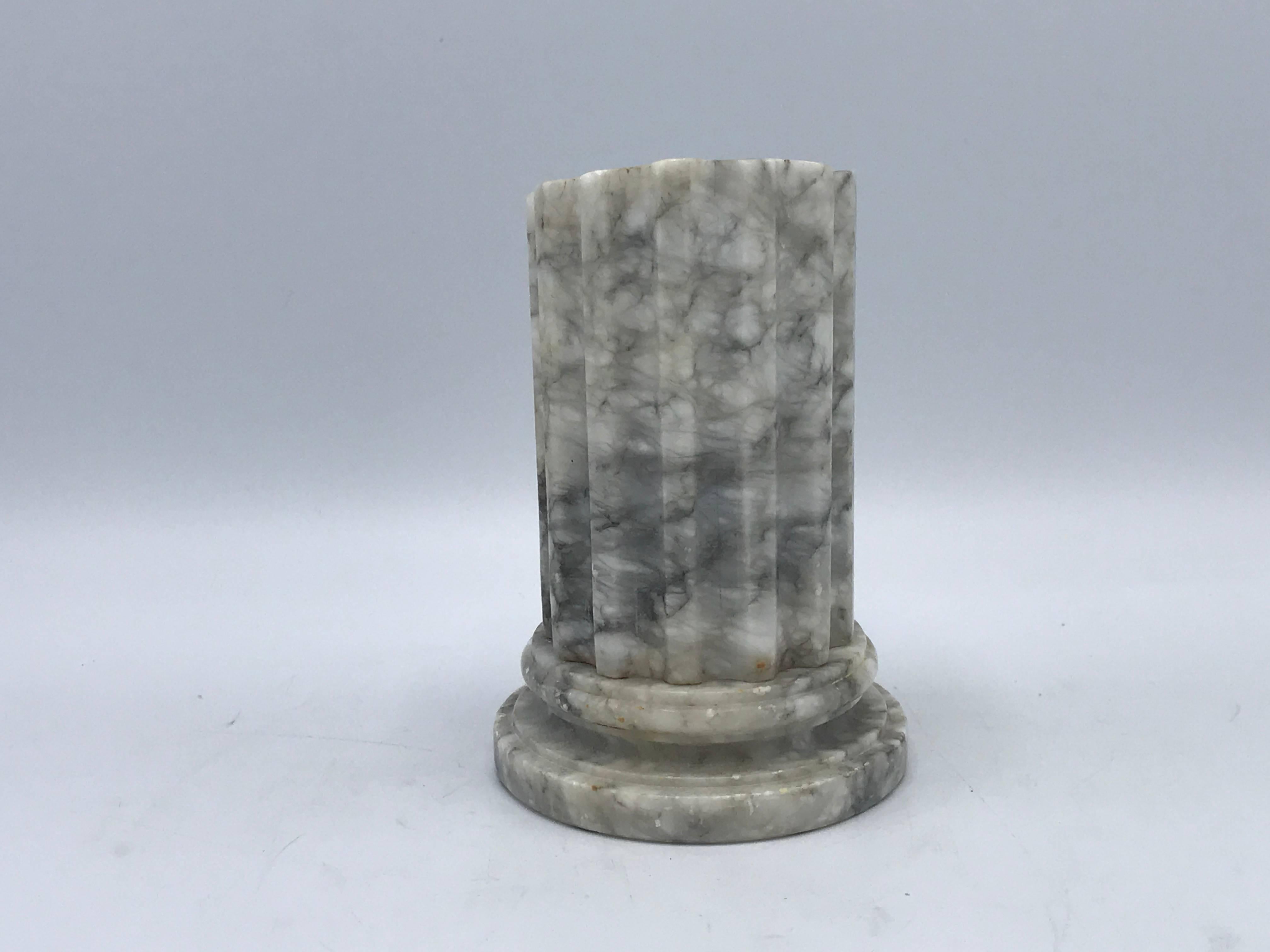 1940s Italian Alabaster Column Vase or Pen Cup In Excellent Condition In Richmond, VA