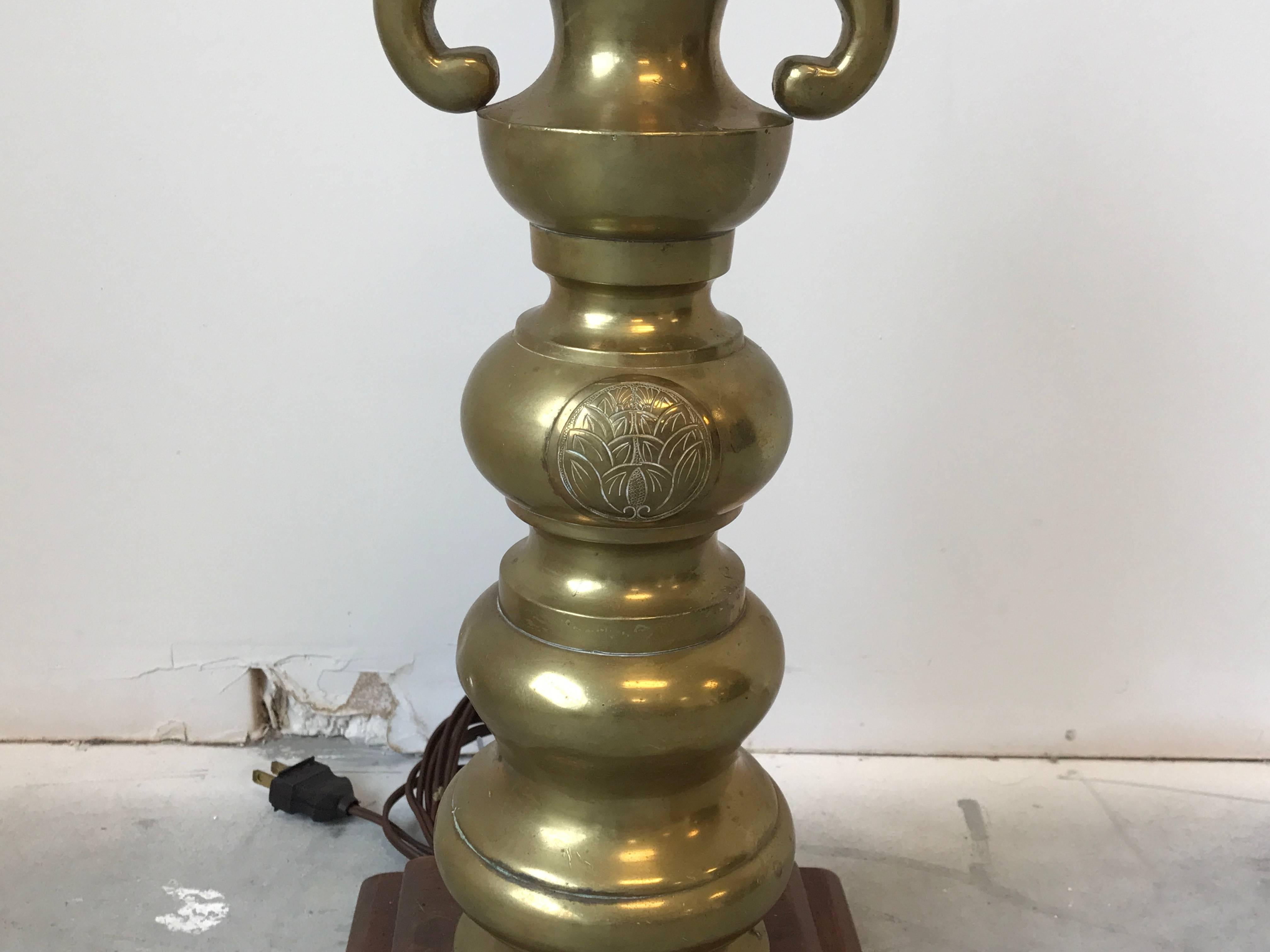 1960s Brass Elephant Lamp on Wood Base In Good Condition In Richmond, VA