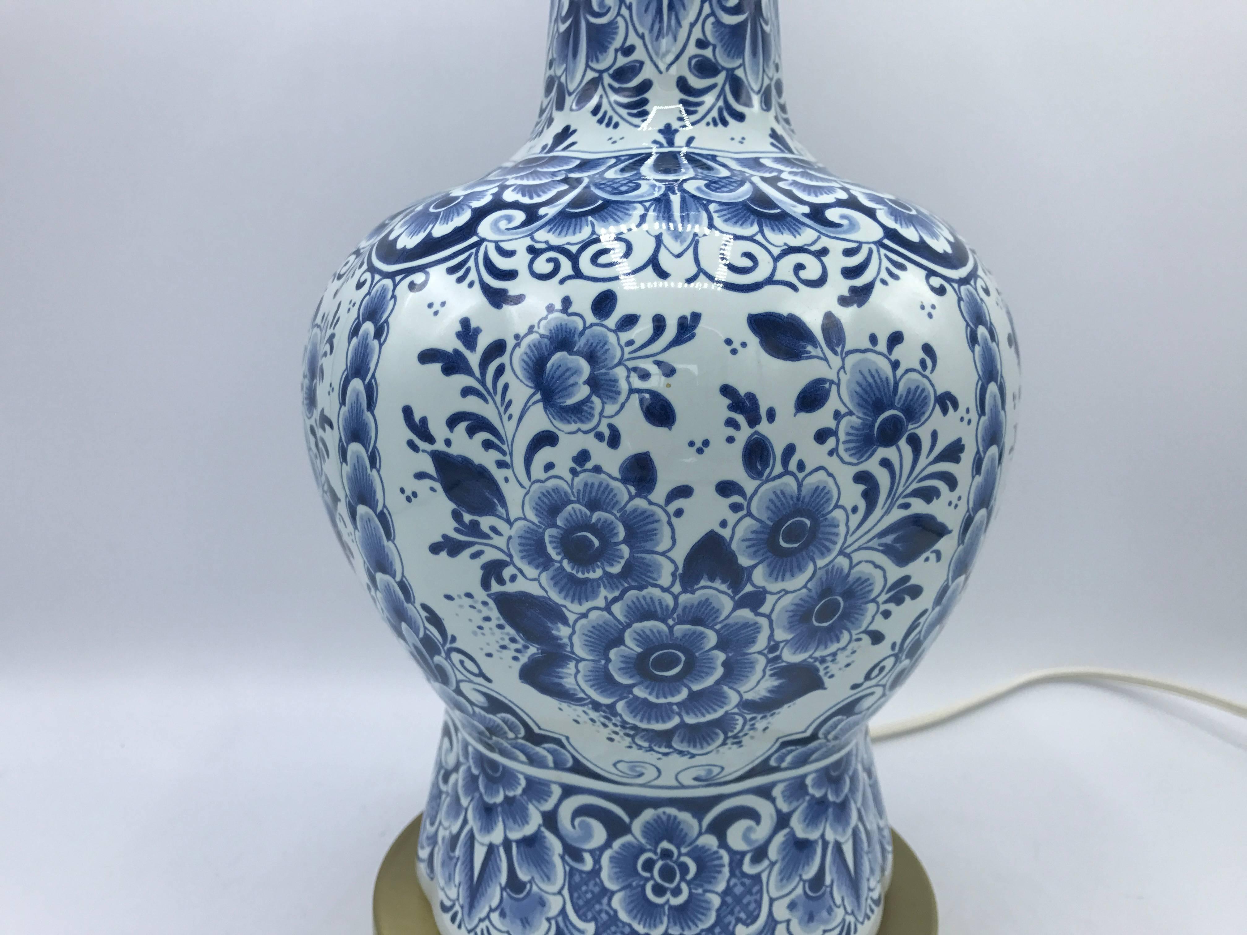 19th Century Delft Vase Lamp with a Blue and White Floral Motif on Brass Base 2