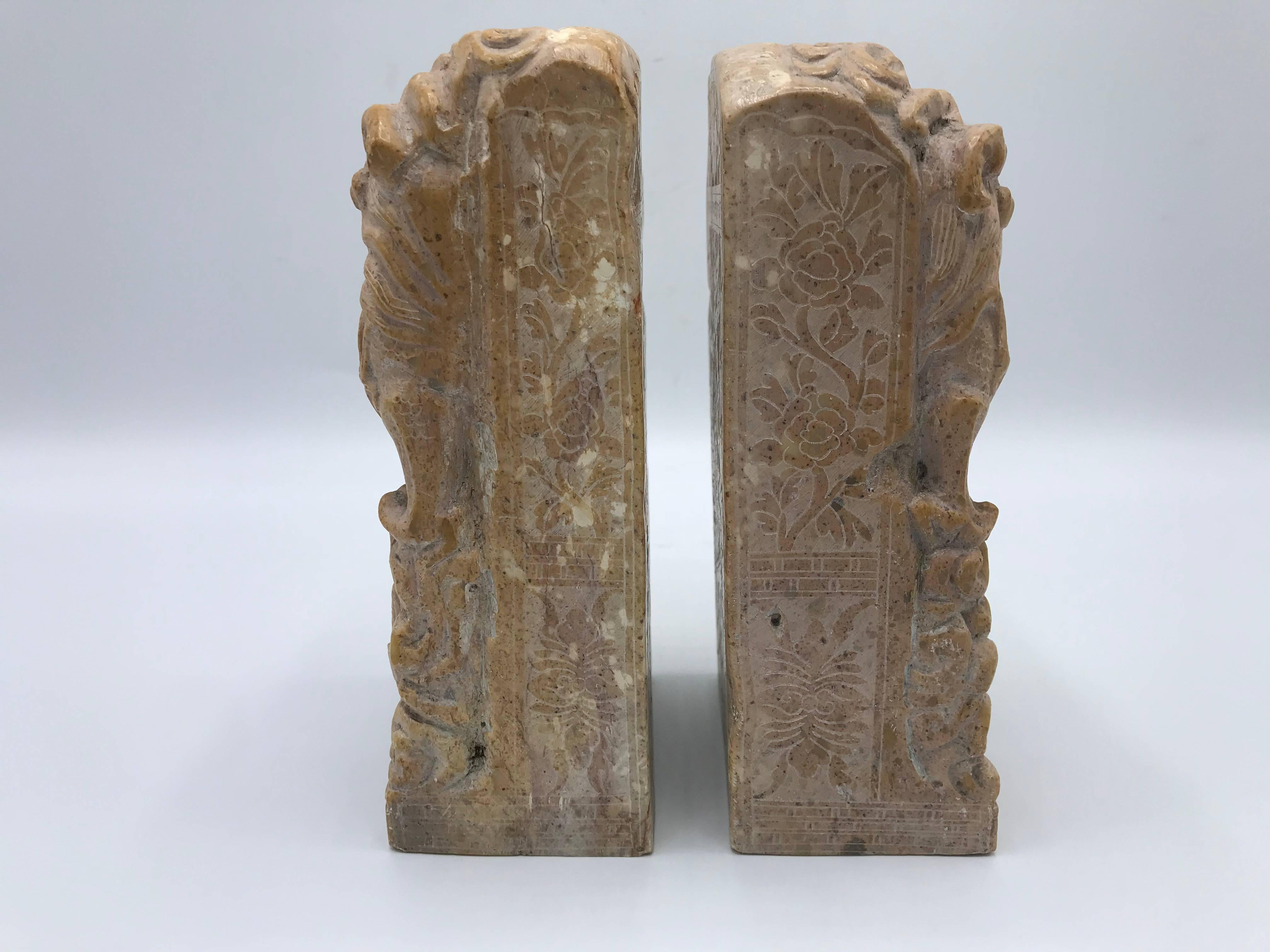 Offered is a gorgeous, pair of 1960s Italian marble bookends. The bookends have an Asian dragon motif on each, mirroring one another. Heavy.