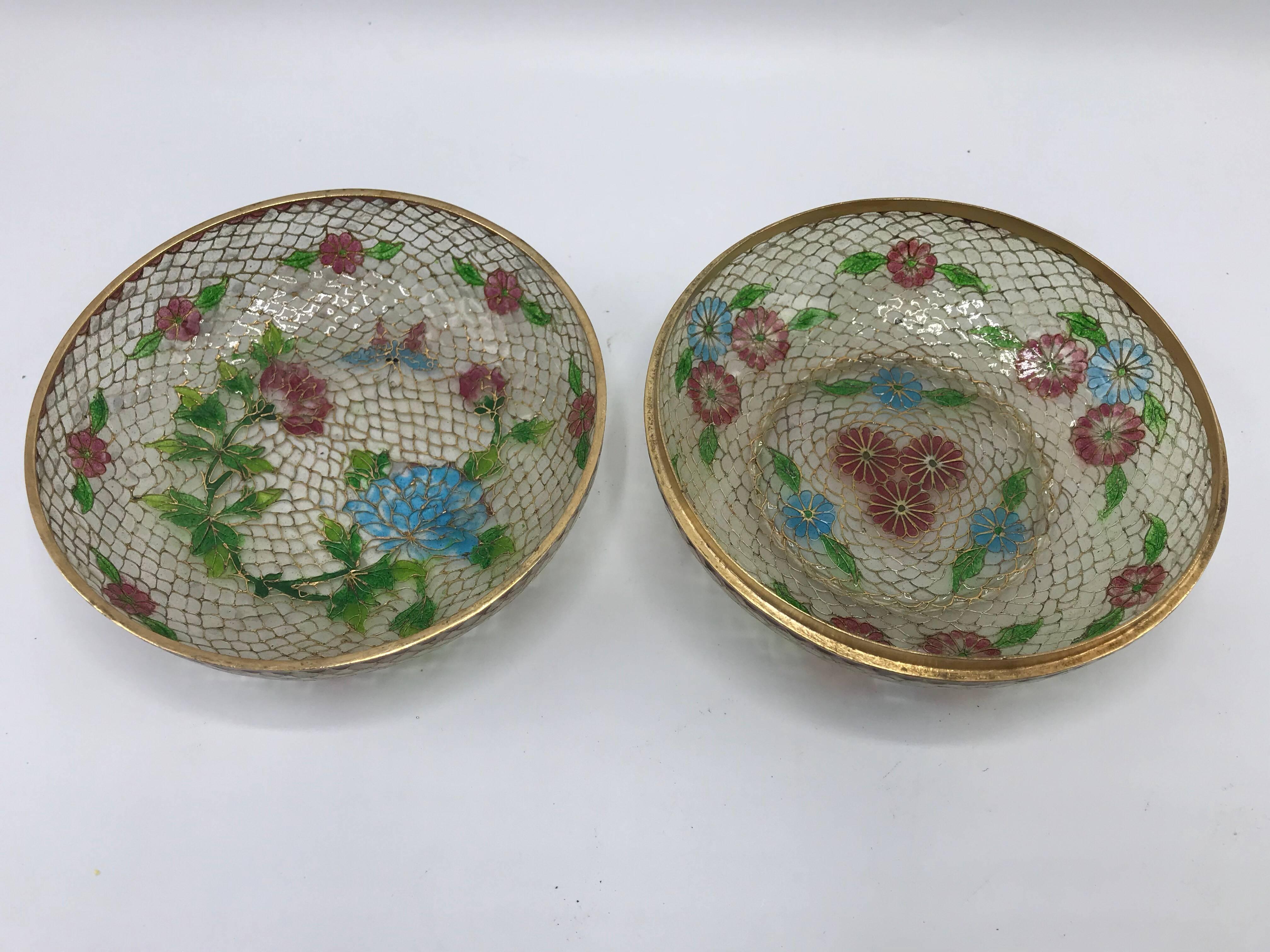 19th Century French Plique a Jour Cloisonné Mosaic Lidded Bowl on Stand In Good Condition For Sale In Richmond, VA