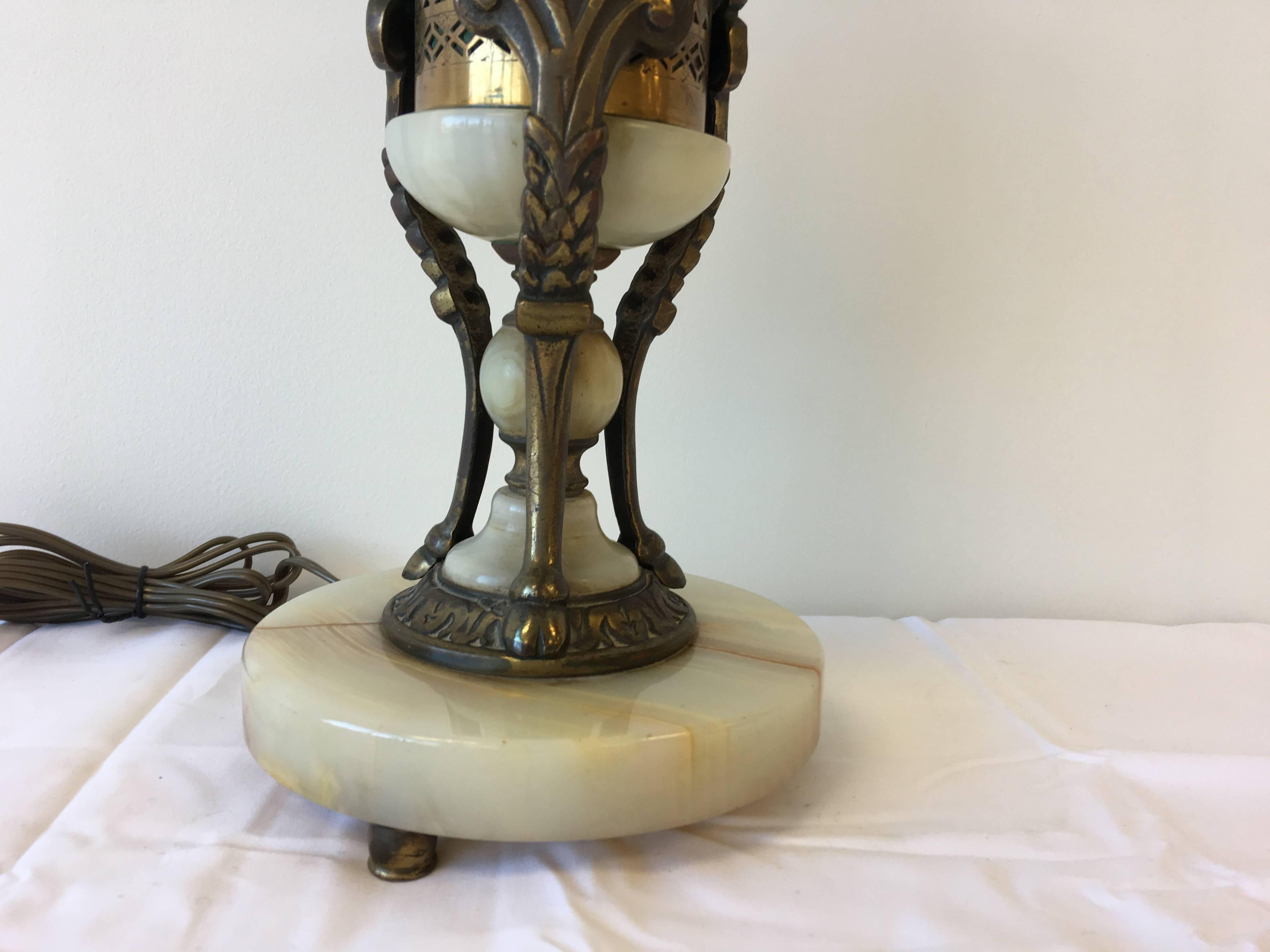 1920s Art Deco Bronze and White Onyx Cherub Motif Lamp 1