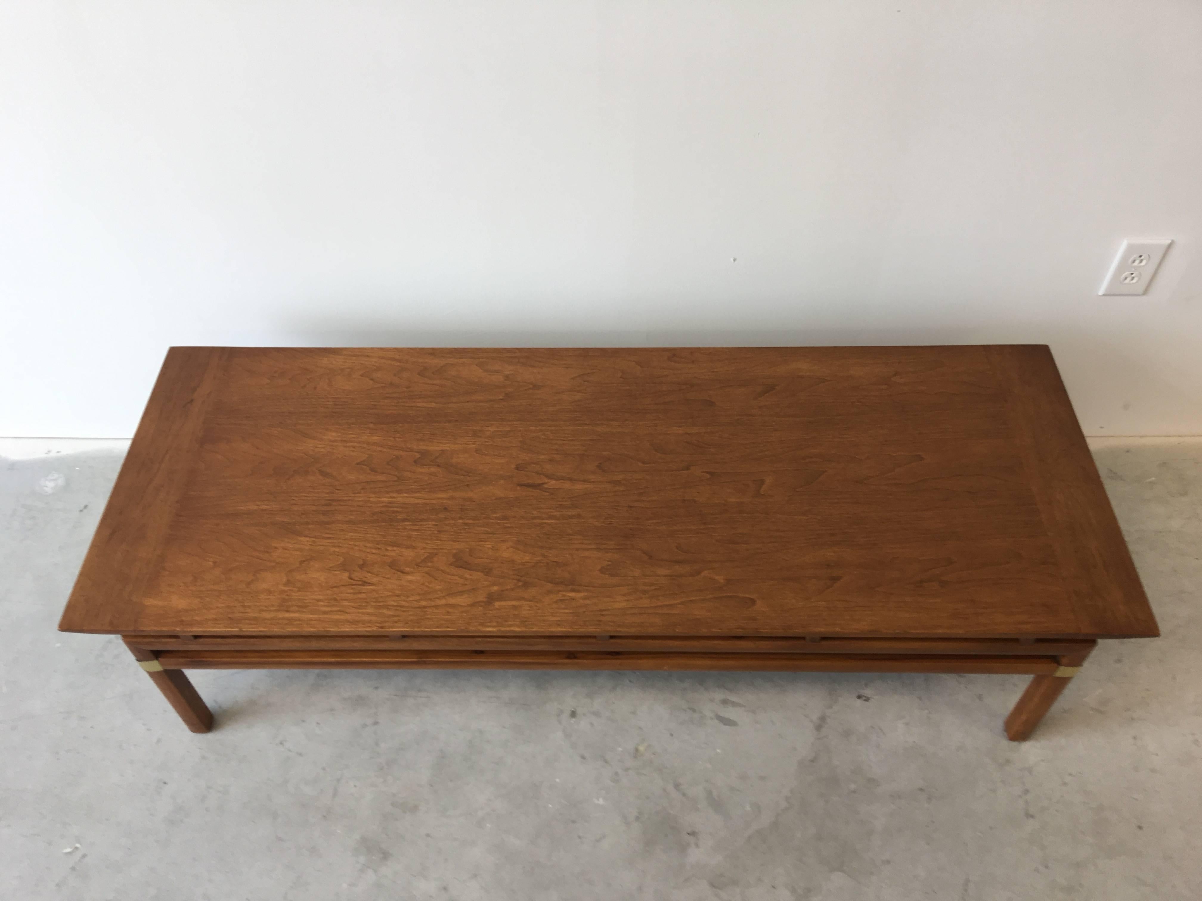 1980s Hickory Hollywood Regency Walnut Coffee Table 2